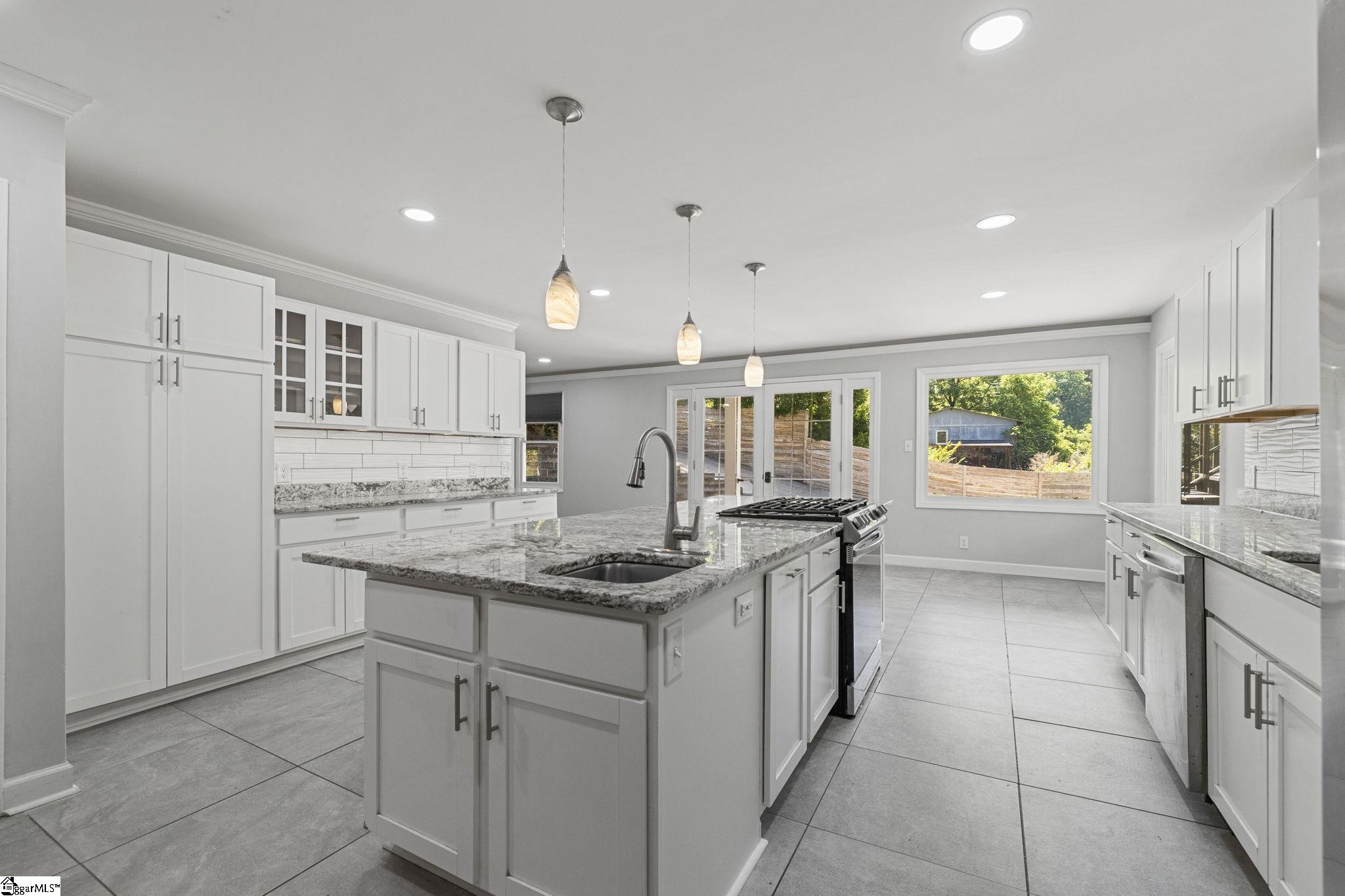 4731 State Park Road Property Photo 15