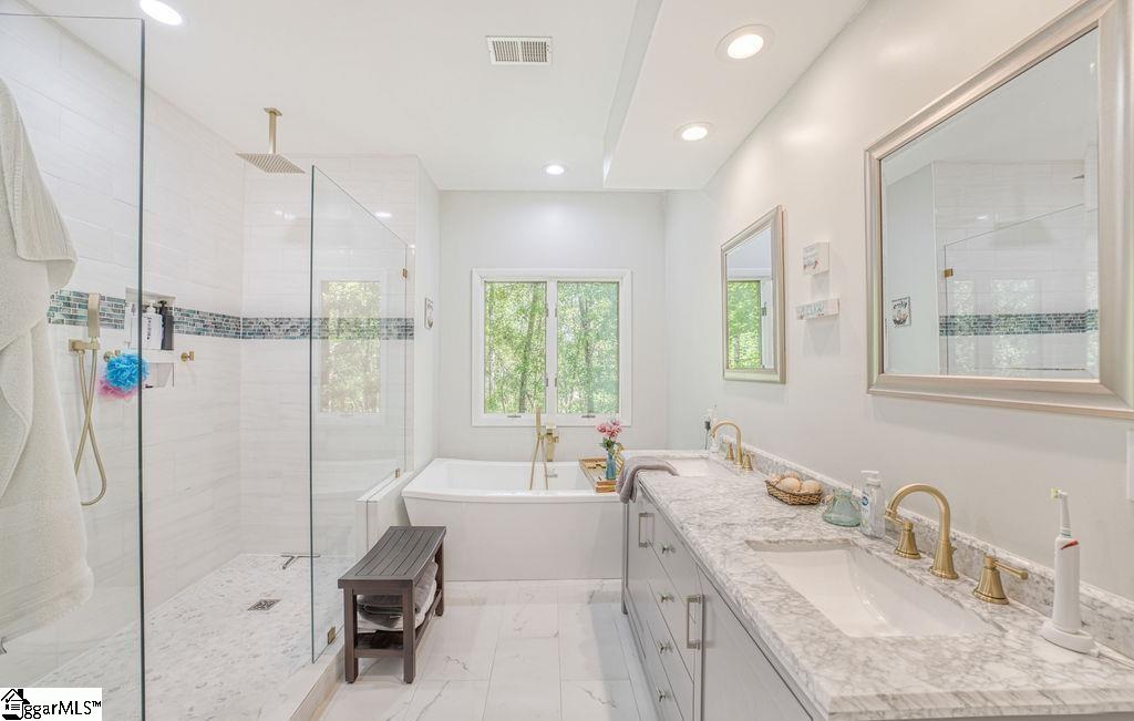 228 Muirfield Drive Property Photo 14