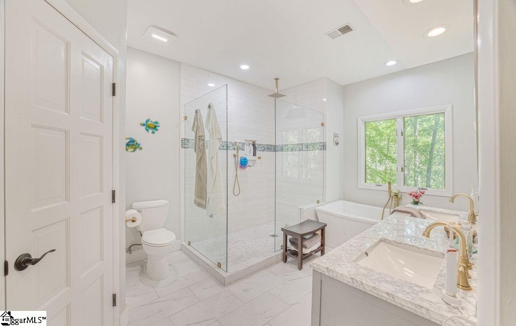 228 Muirfield Drive Property Photo 21