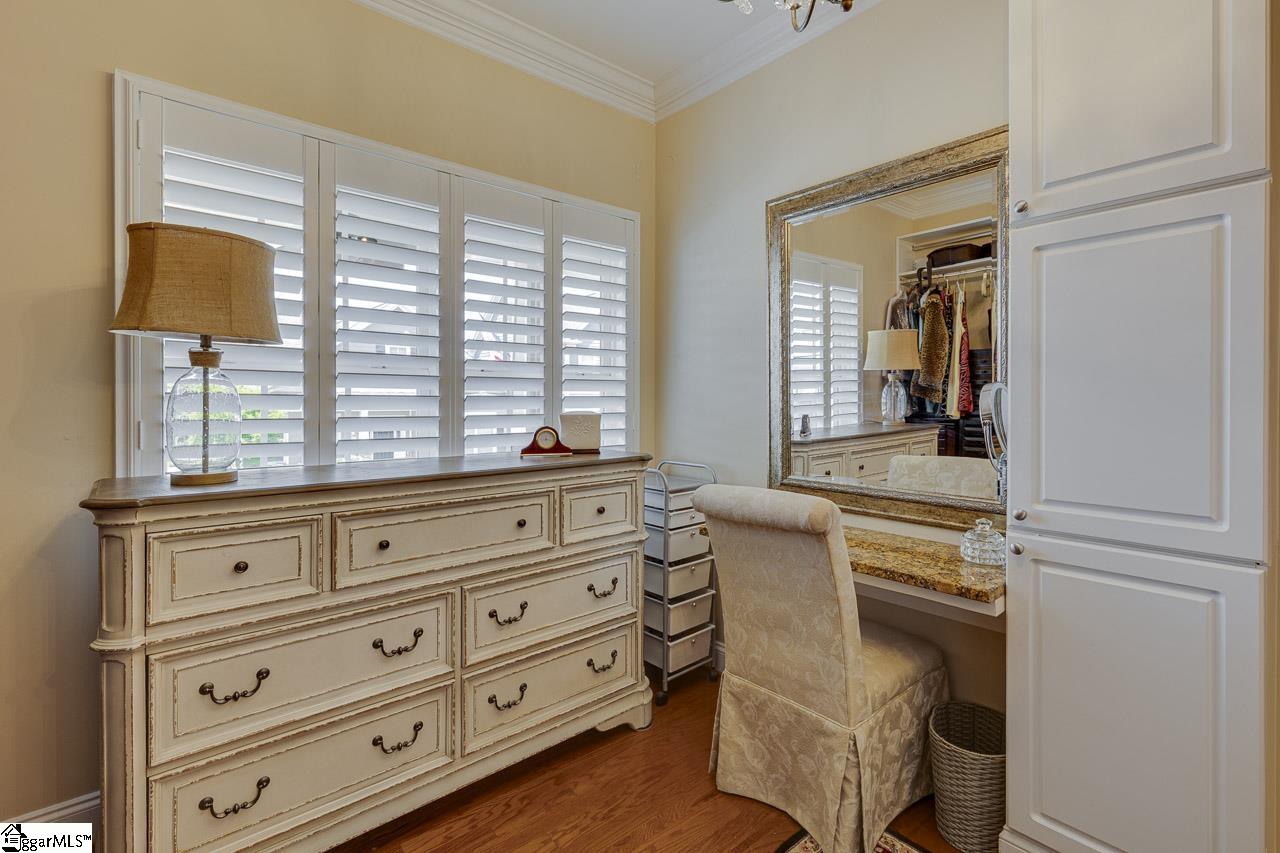 20 Flintwood Drive Property Photo 16