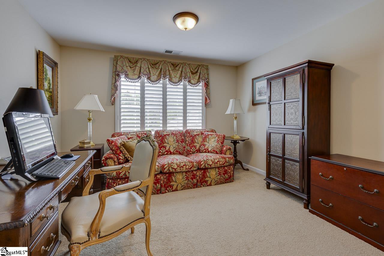 20 Flintwood Drive Property Photo 18