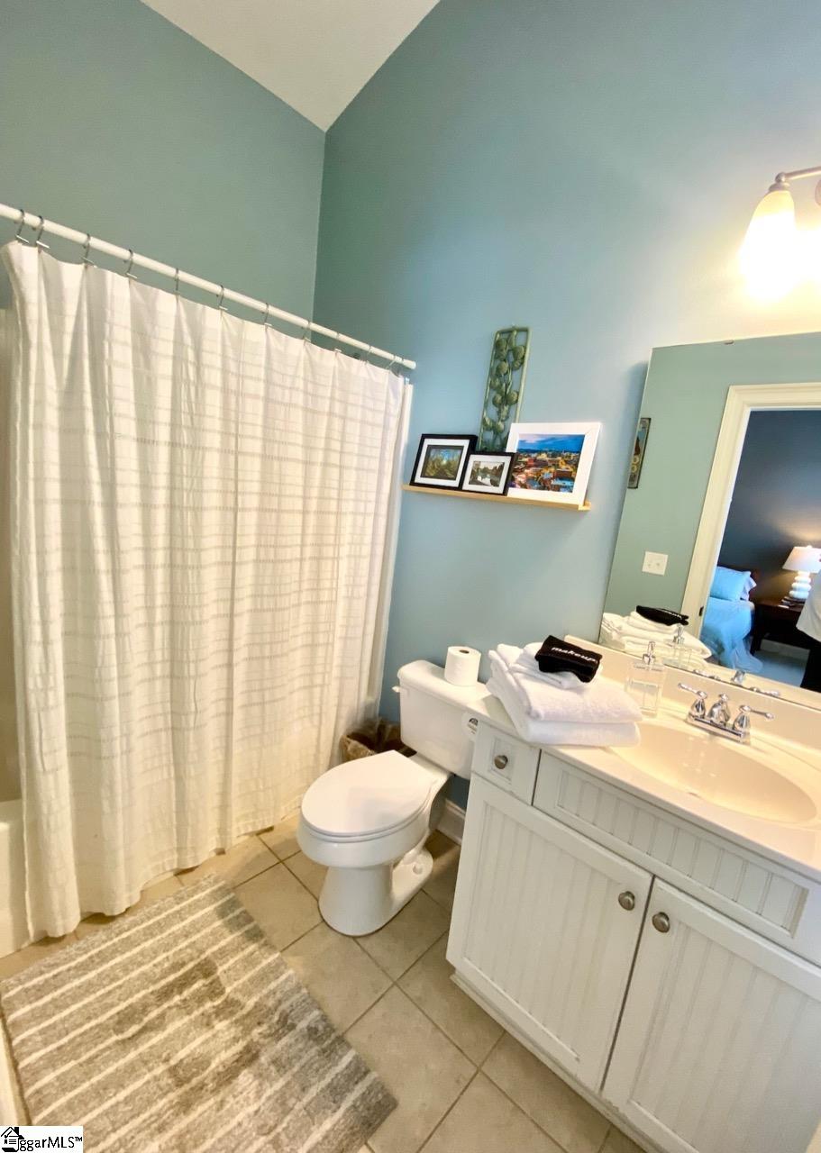 20 Howe Street Property Photo 23