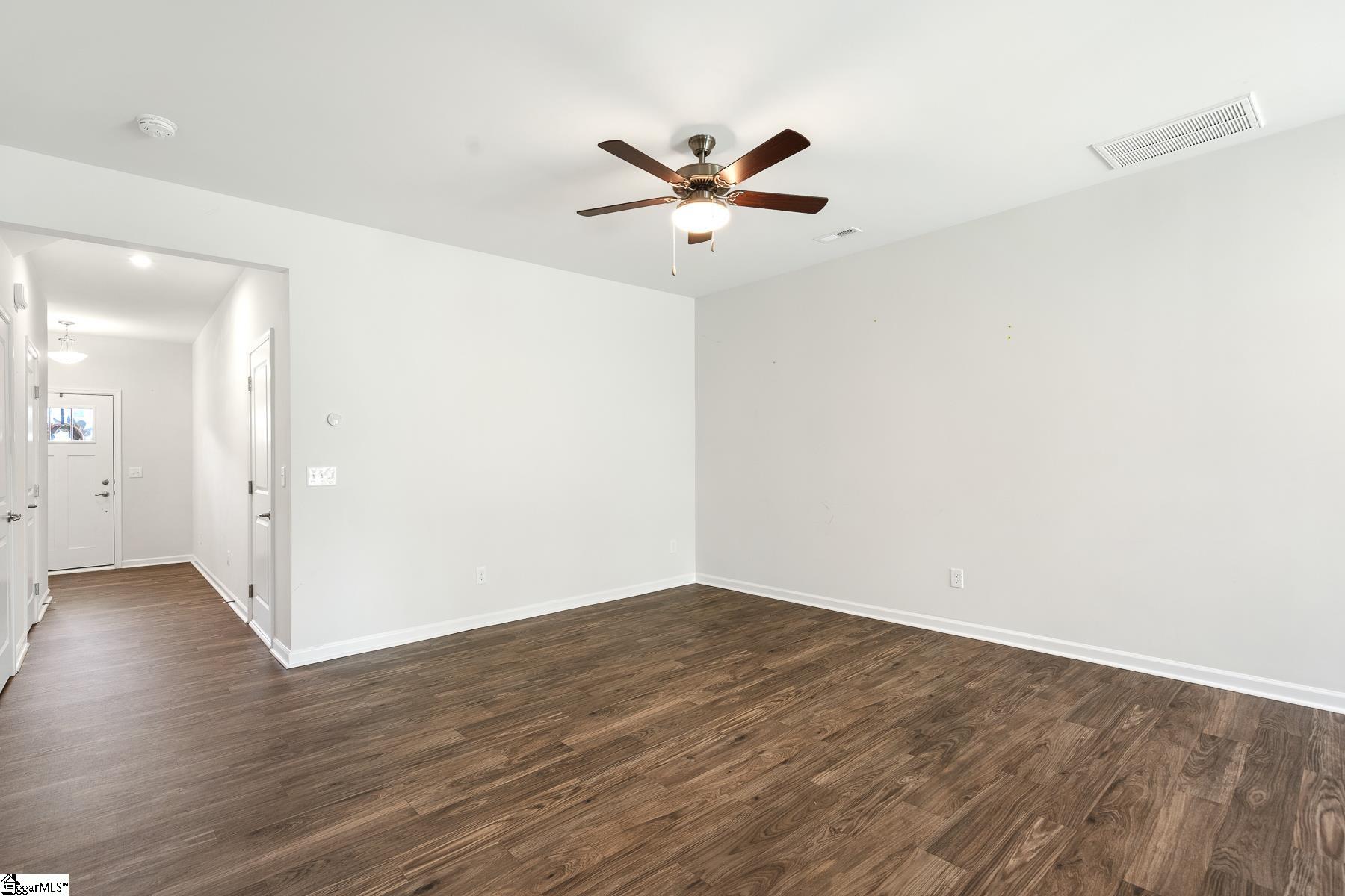 565 Preakness Run Property Photo 3
