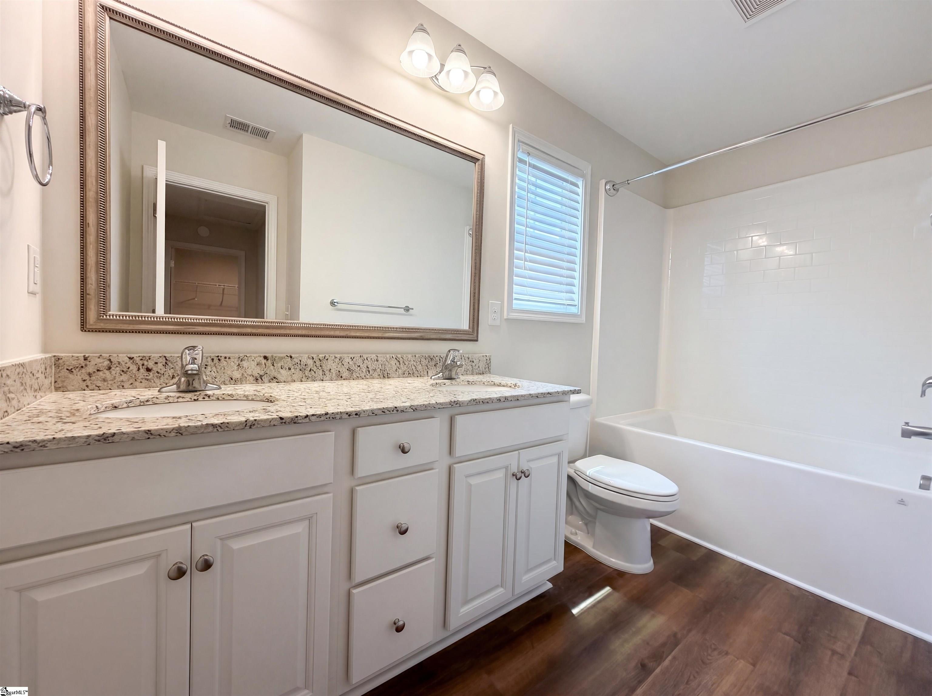 164 Highland Park Court Property Photo 6