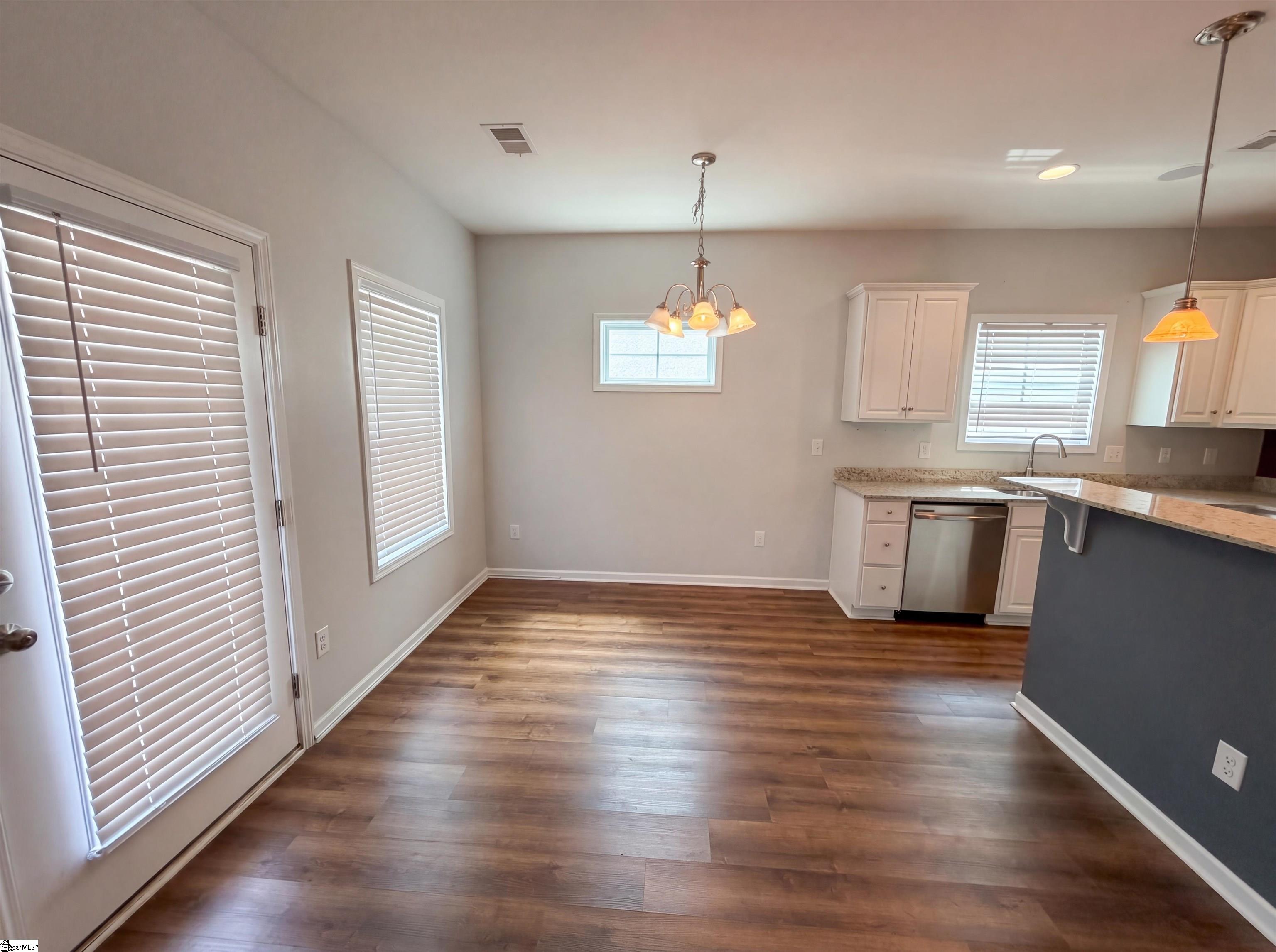 164 Highland Park Court Property Photo 7