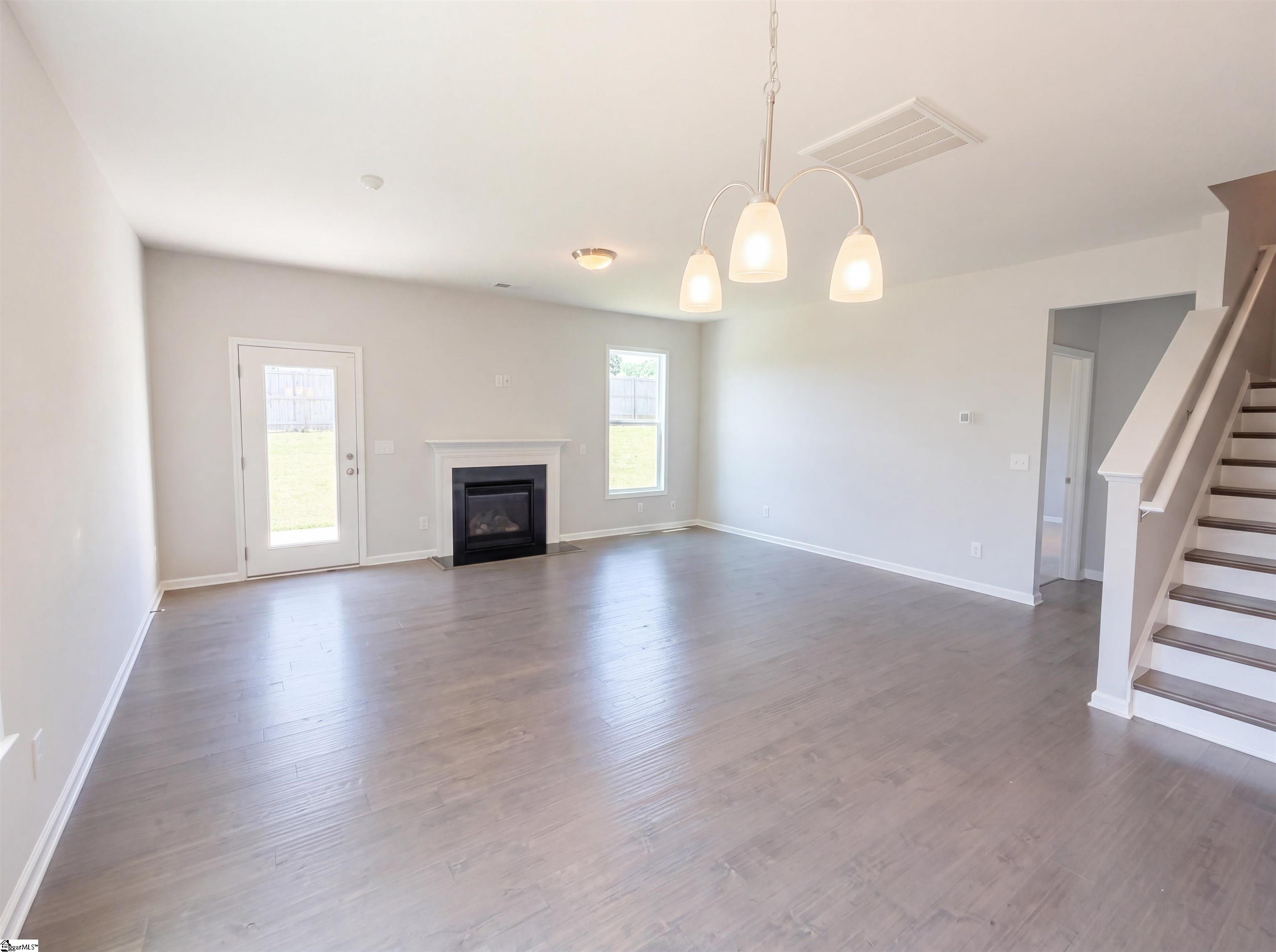217 Cassingham Lane Property Photo 3