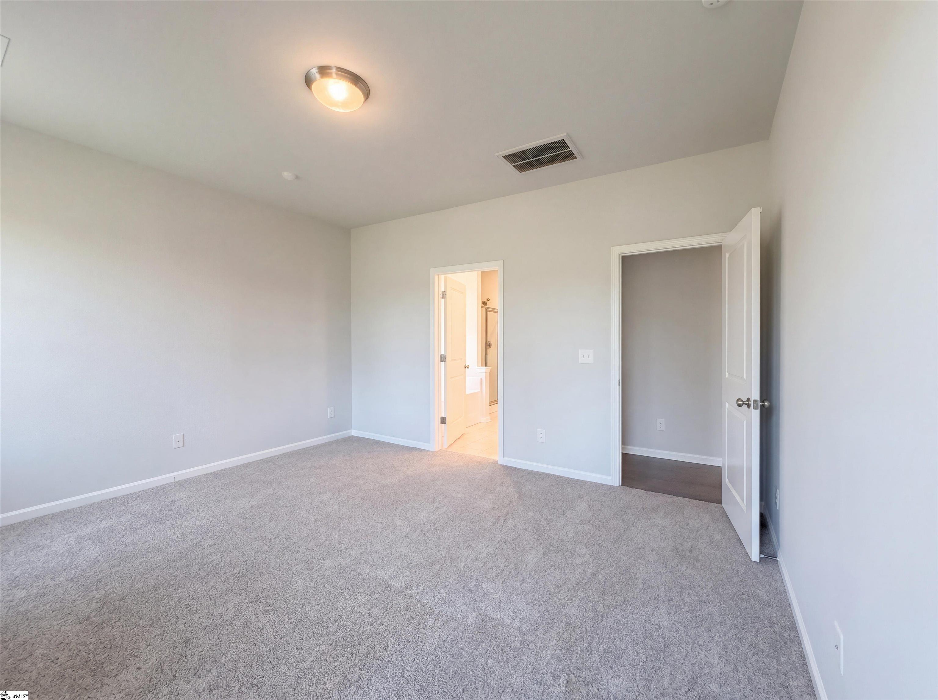 217 Cassingham Lane Property Photo 4