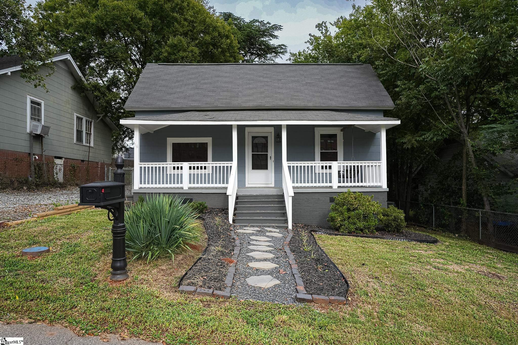 16 Pettee Street Property Photo 1