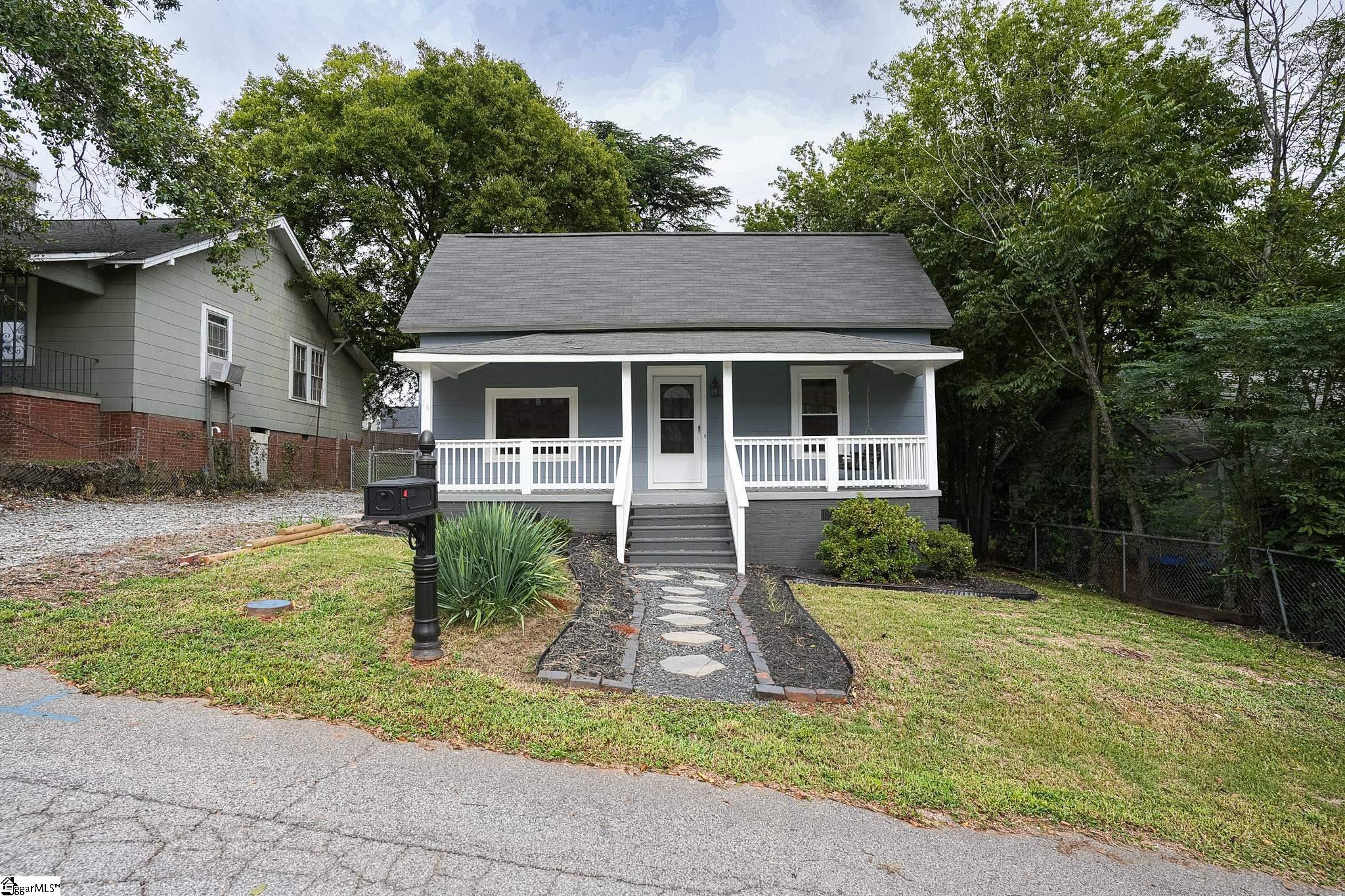 16 Pettee Street Property Photo 2