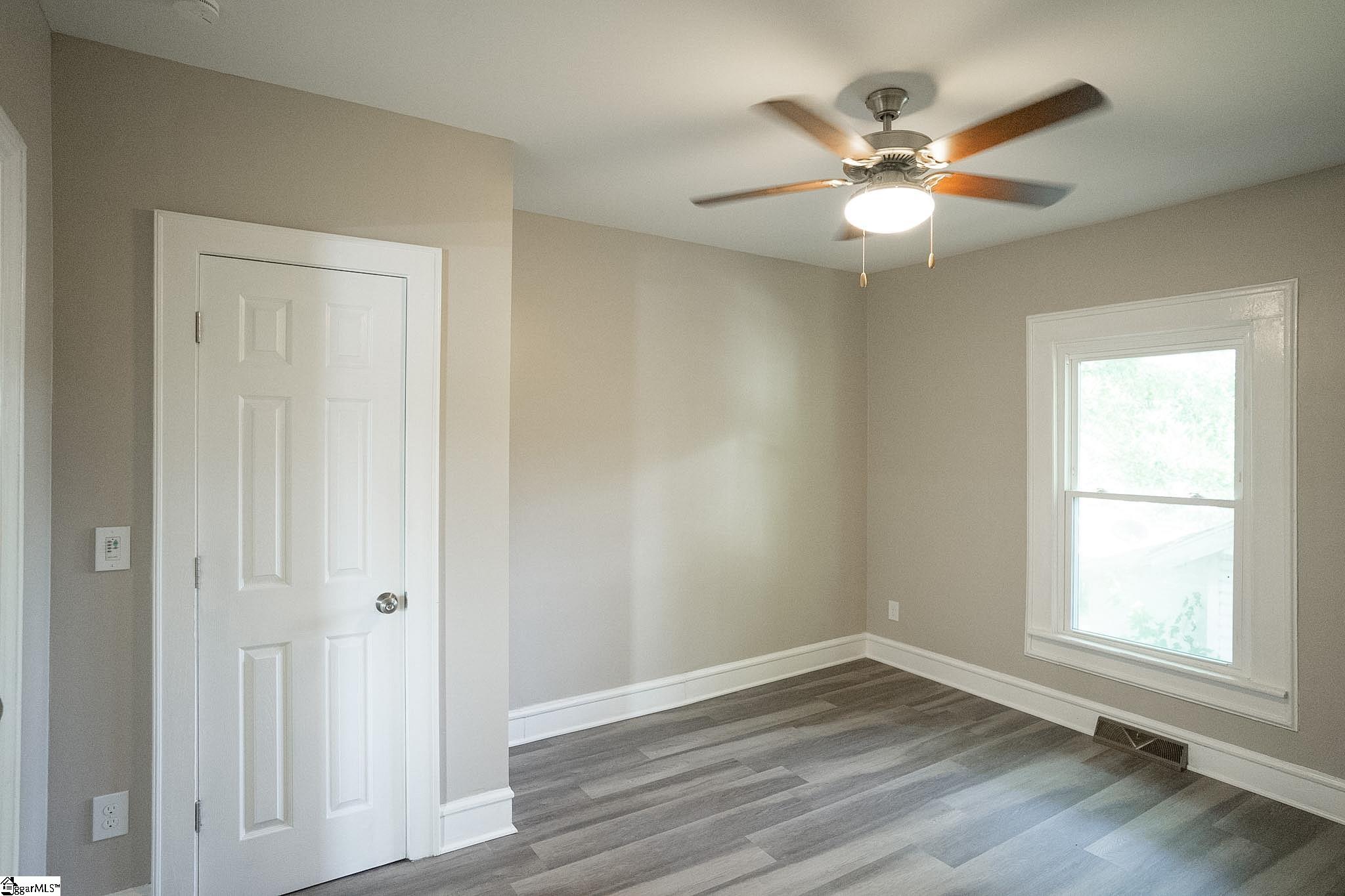 16 Pettee Street Property Photo 25