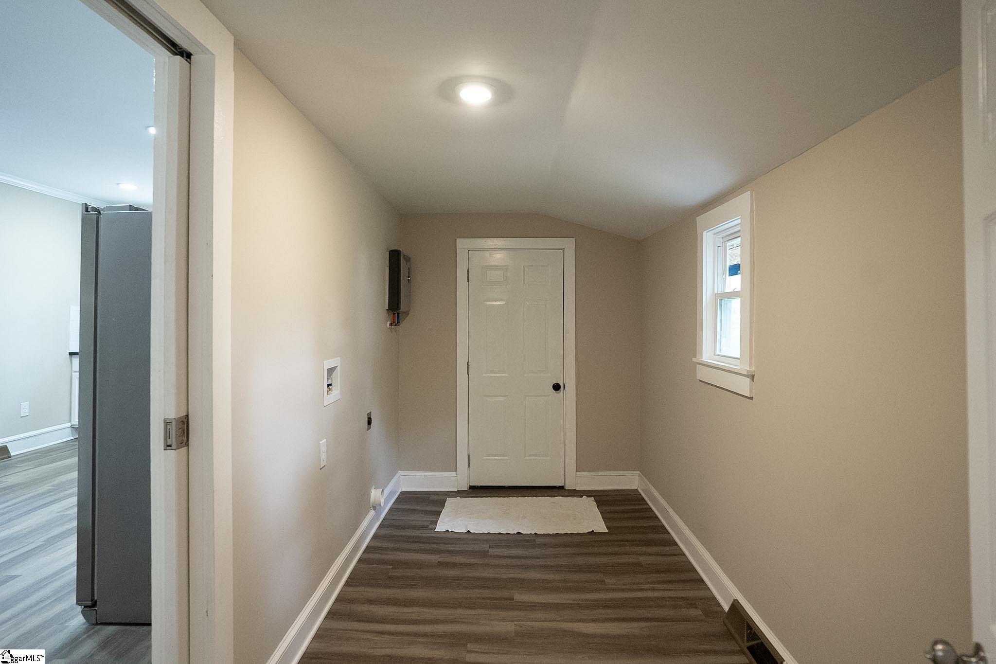 16 Pettee Street Property Photo 26