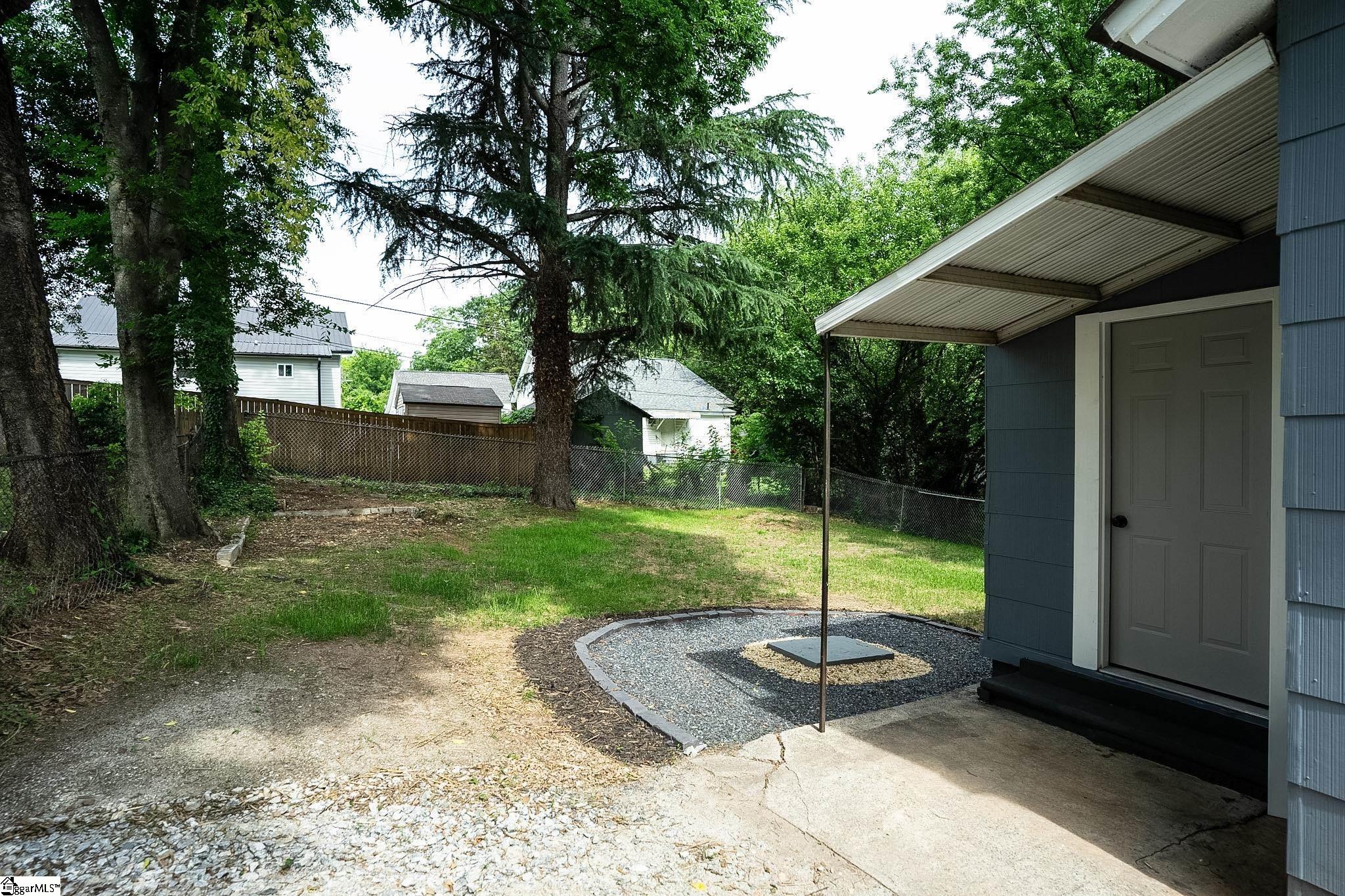 16 Pettee Street Property Photo 35