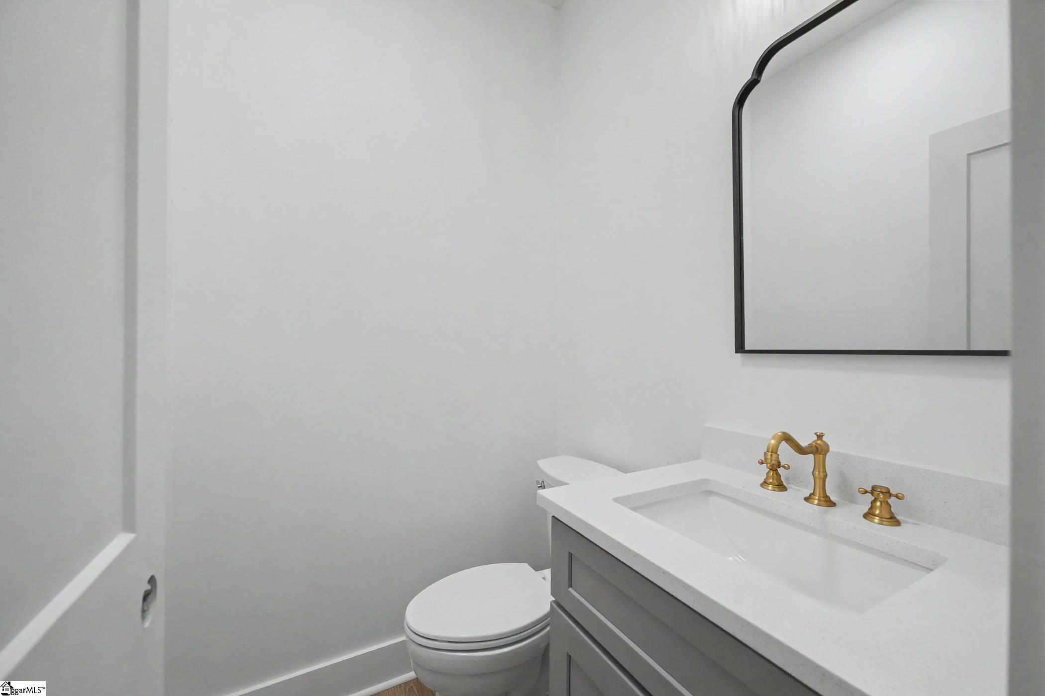 160 Holmes Drive Property Photo 25