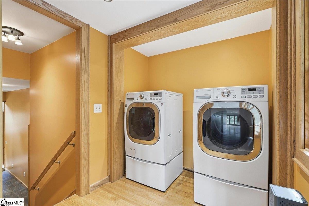100 Brittany Way Property Photo 18