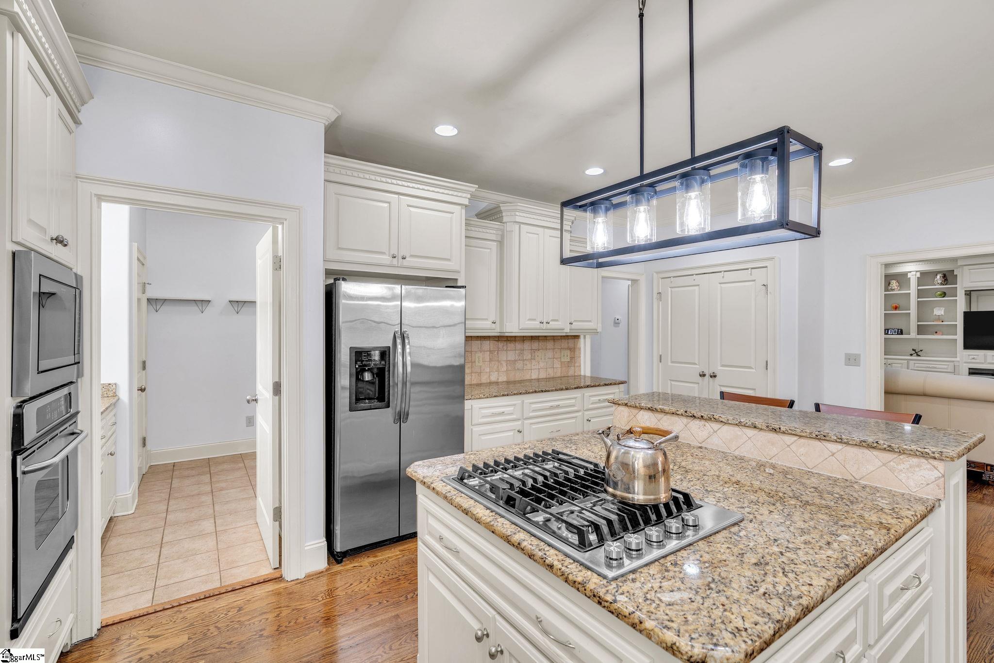904 Sugar Oak Court Property Photo 17
