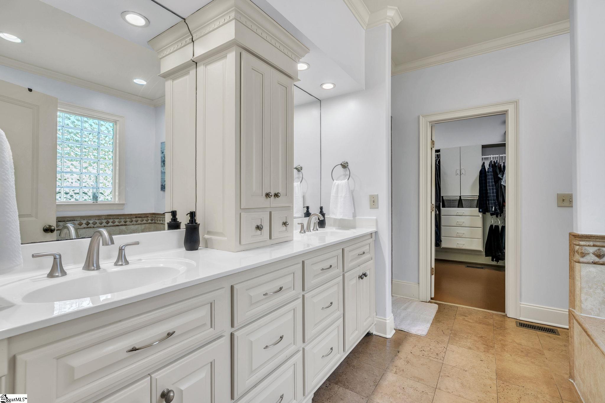 904 Sugar Oak Court Property Photo 24