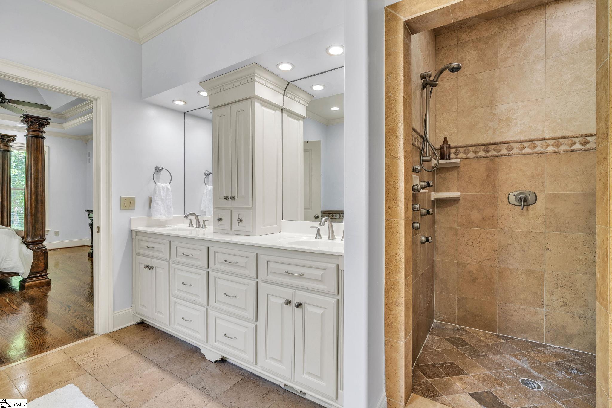 904 Sugar Oak Court Property Photo 26