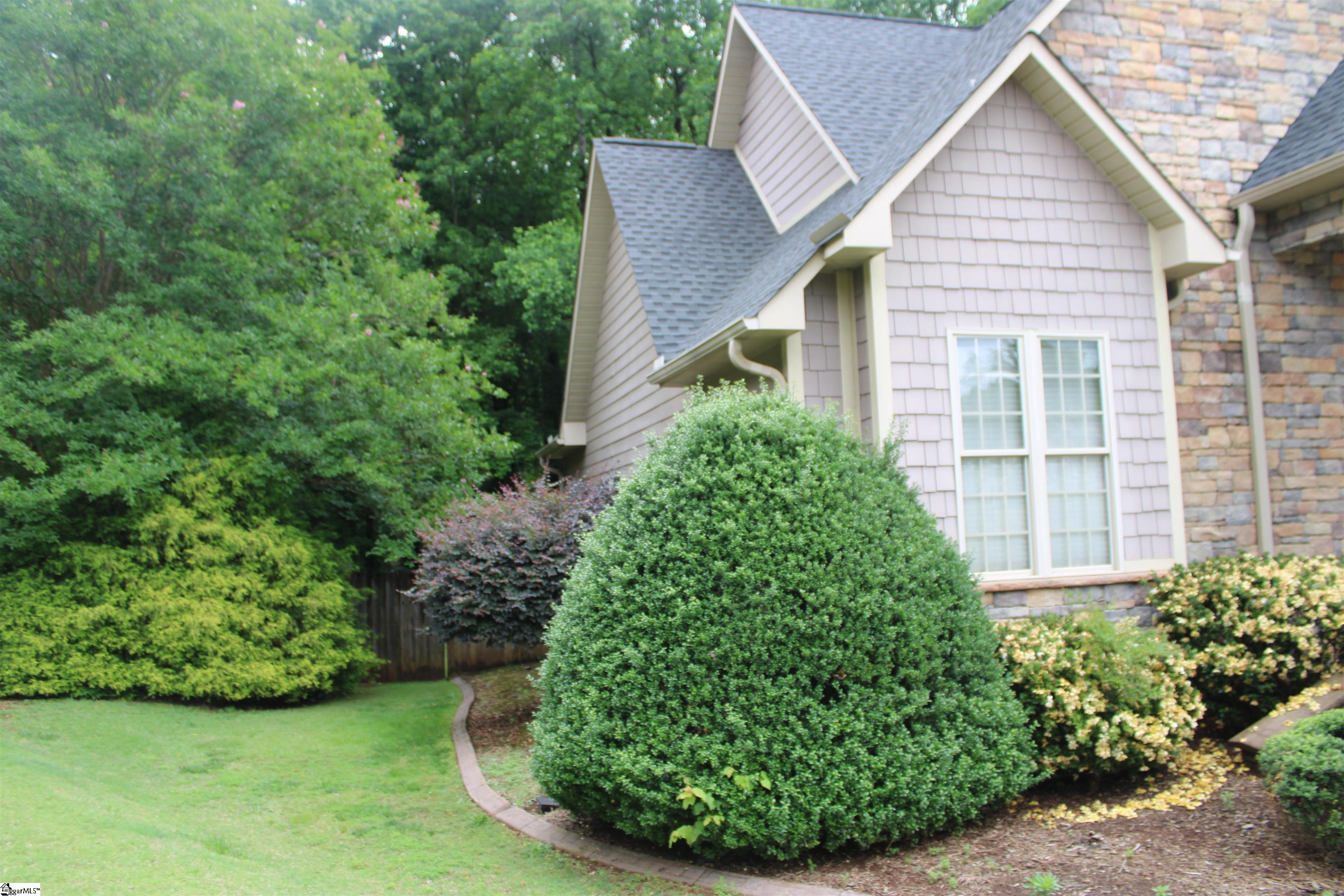 3067 English Cottage Way Property Photo 2
