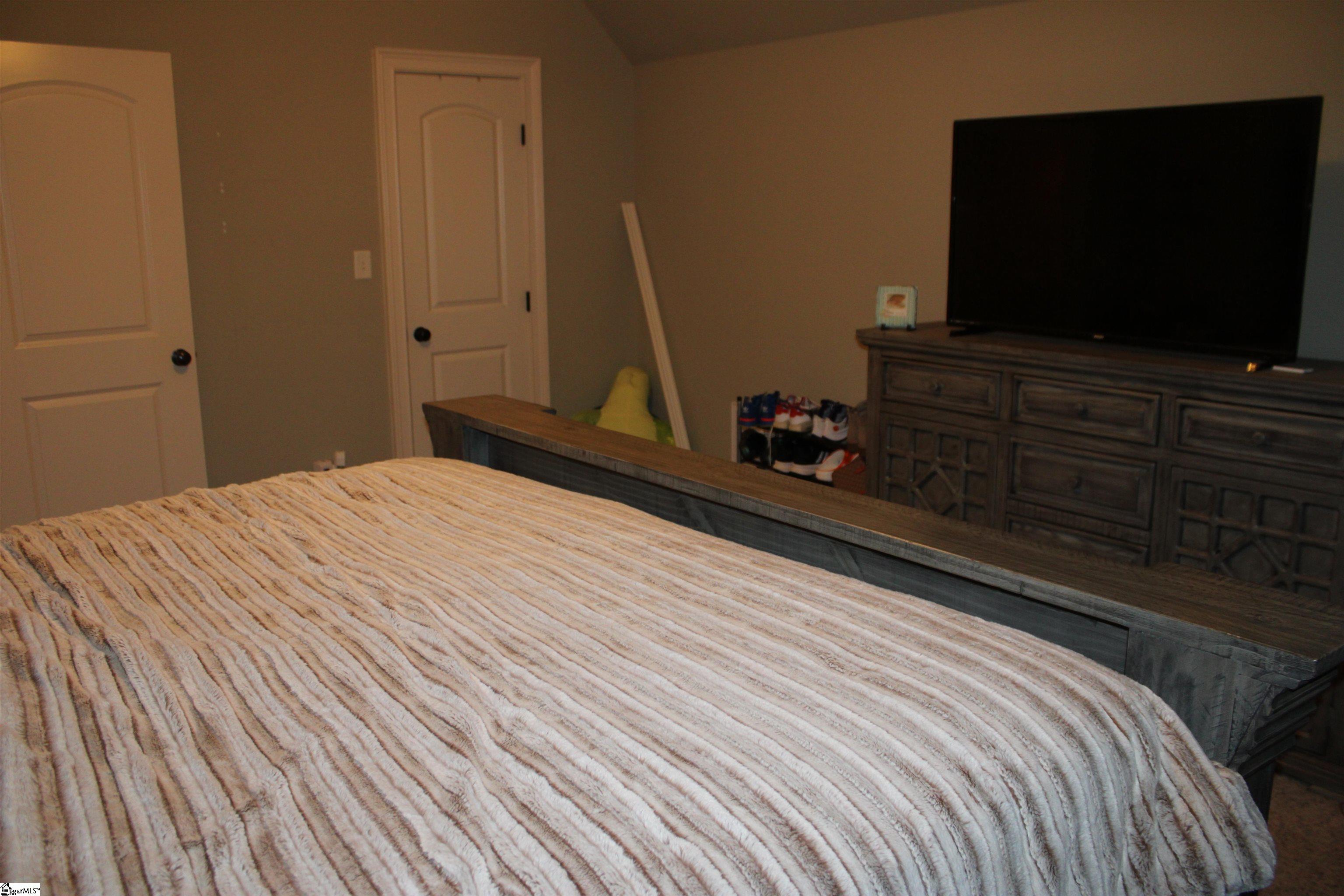 3067 English Cottage Way Property Photo 35