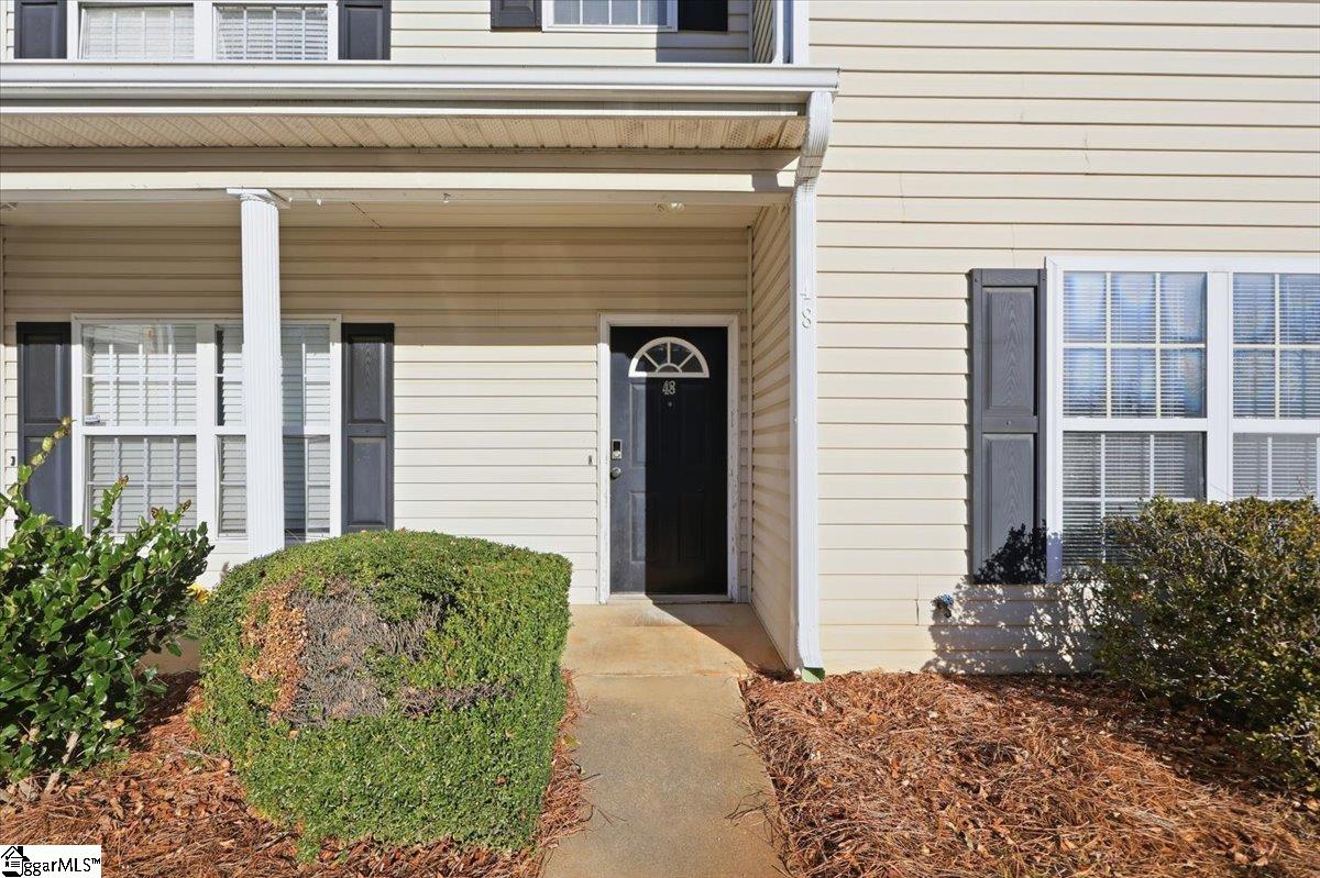 48 Ridgestone Circle Property Photo 4