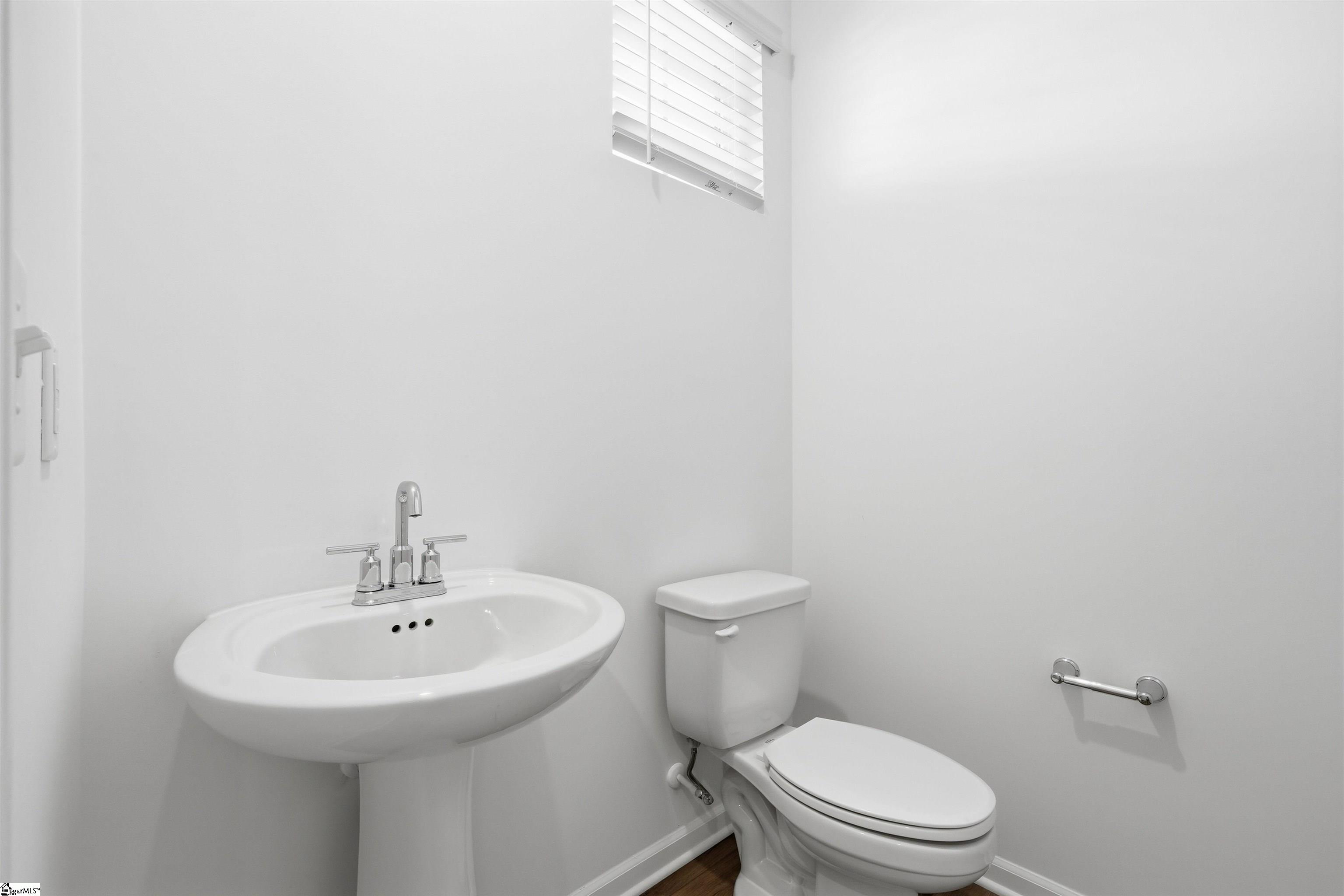 1764 Hidalgo Drive Property Photo 5