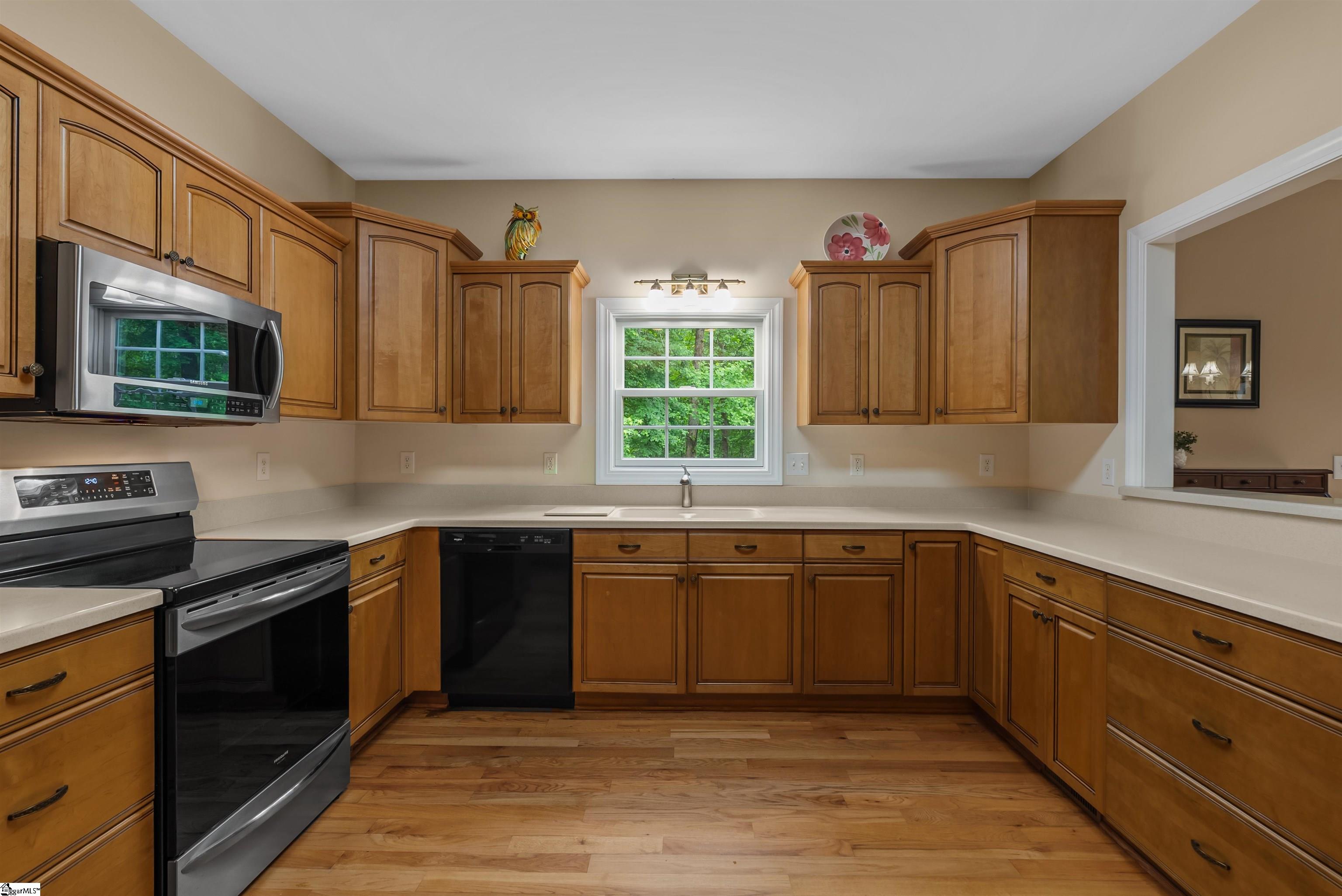 1592836 Property Photo 16