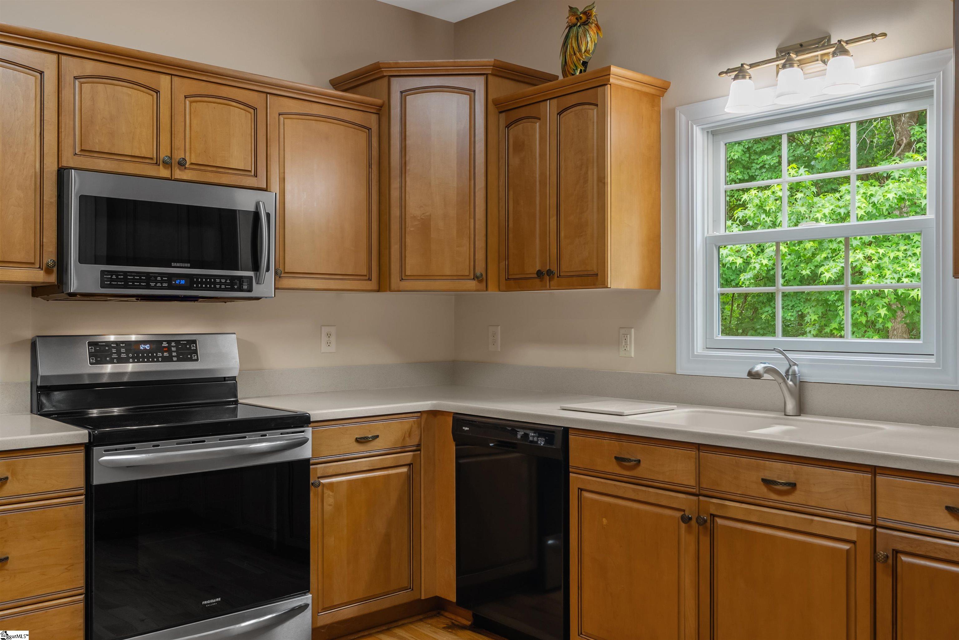1592836 Property Photo 17
