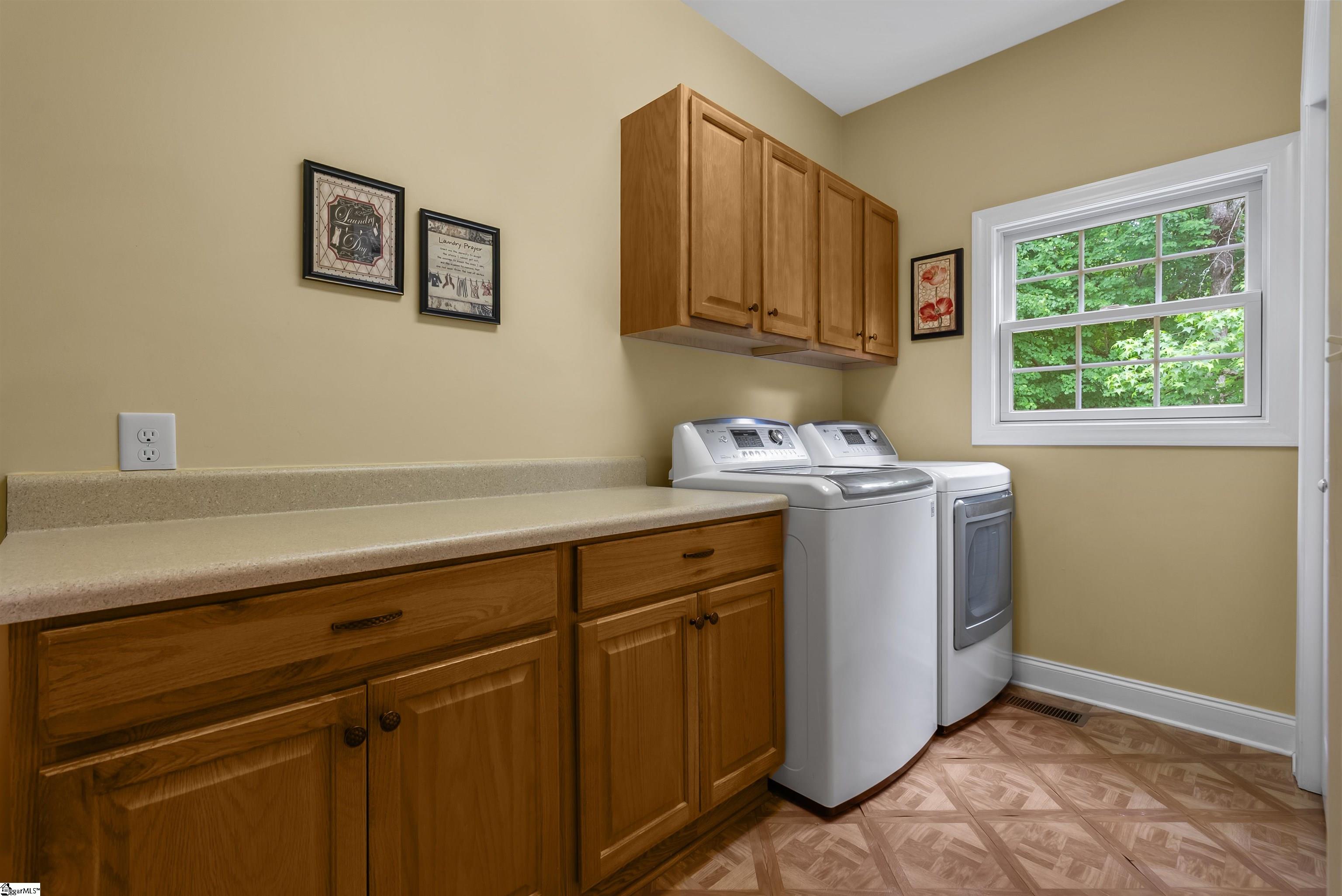 1592836 Property Photo 29