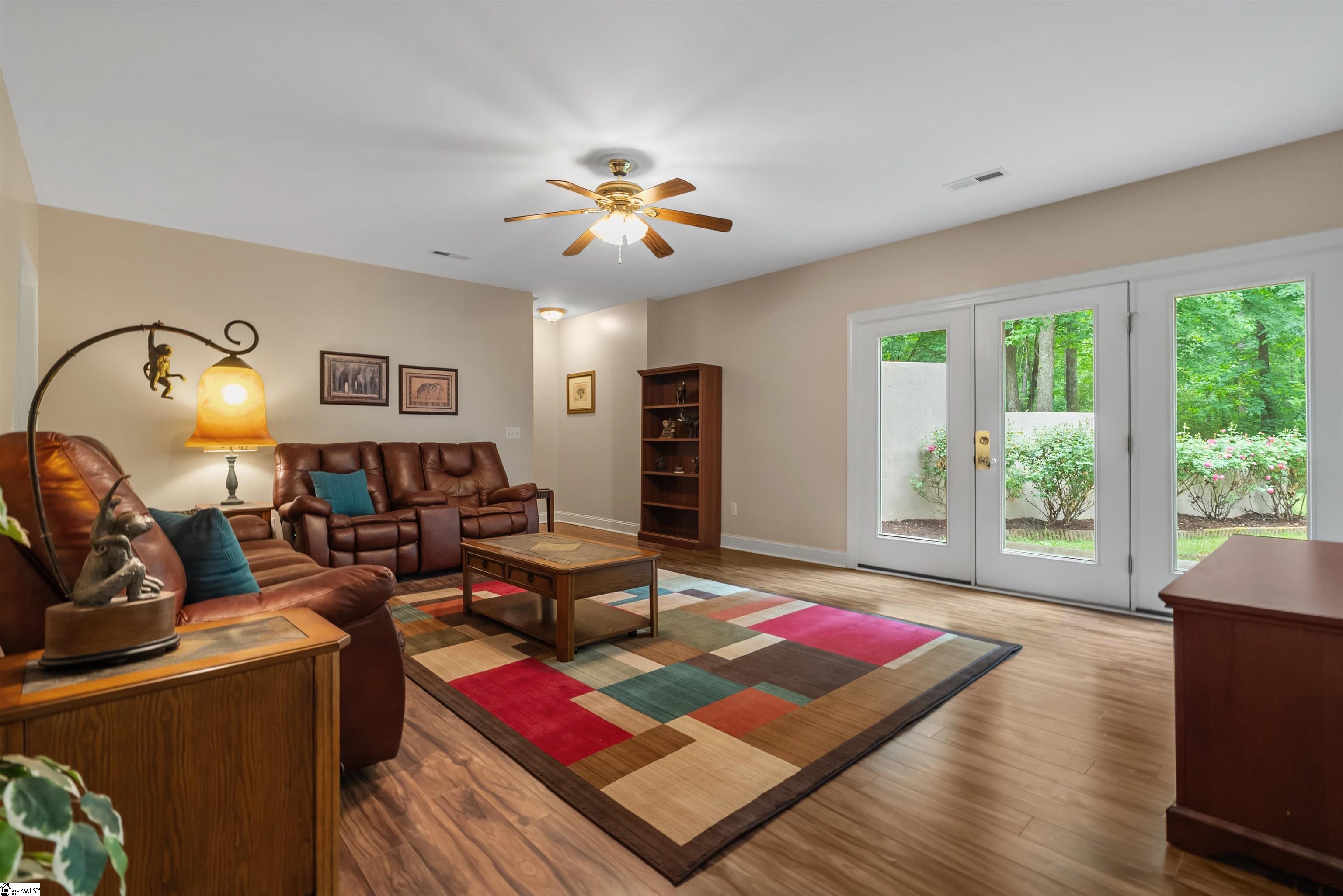 1592836 Property Photo 30