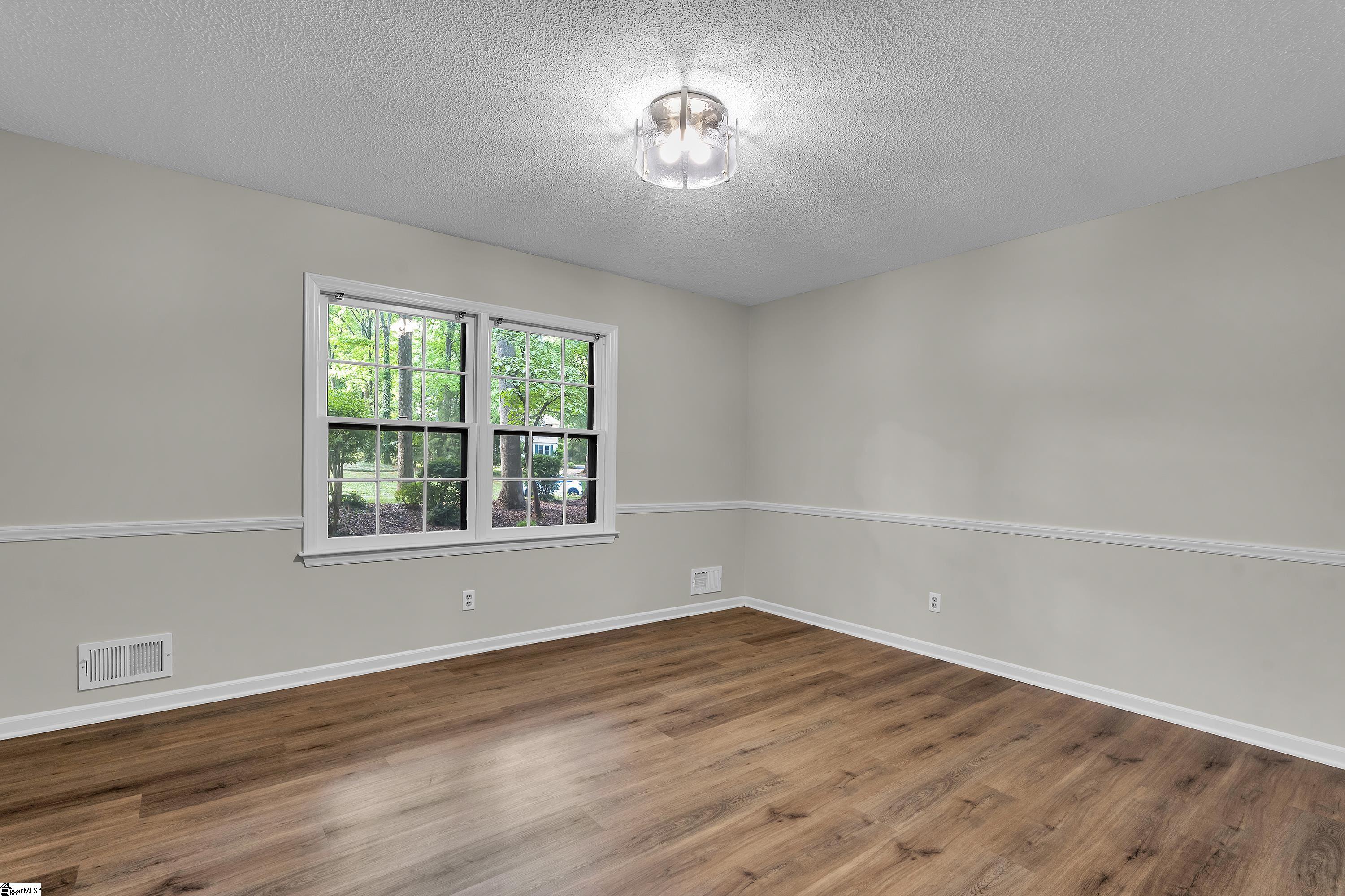512 Brian Drive Property Photo 10