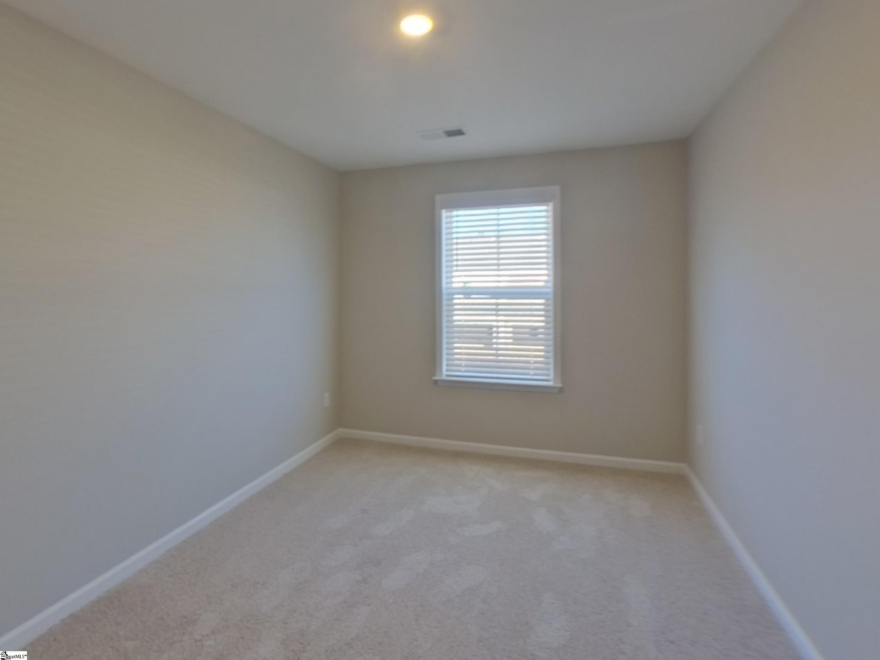 1592886 Property Photo 10