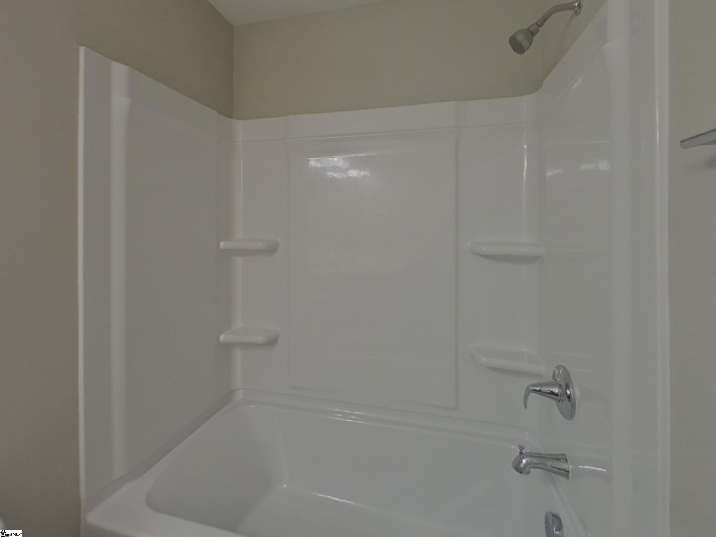 1592886 Property Photo 15