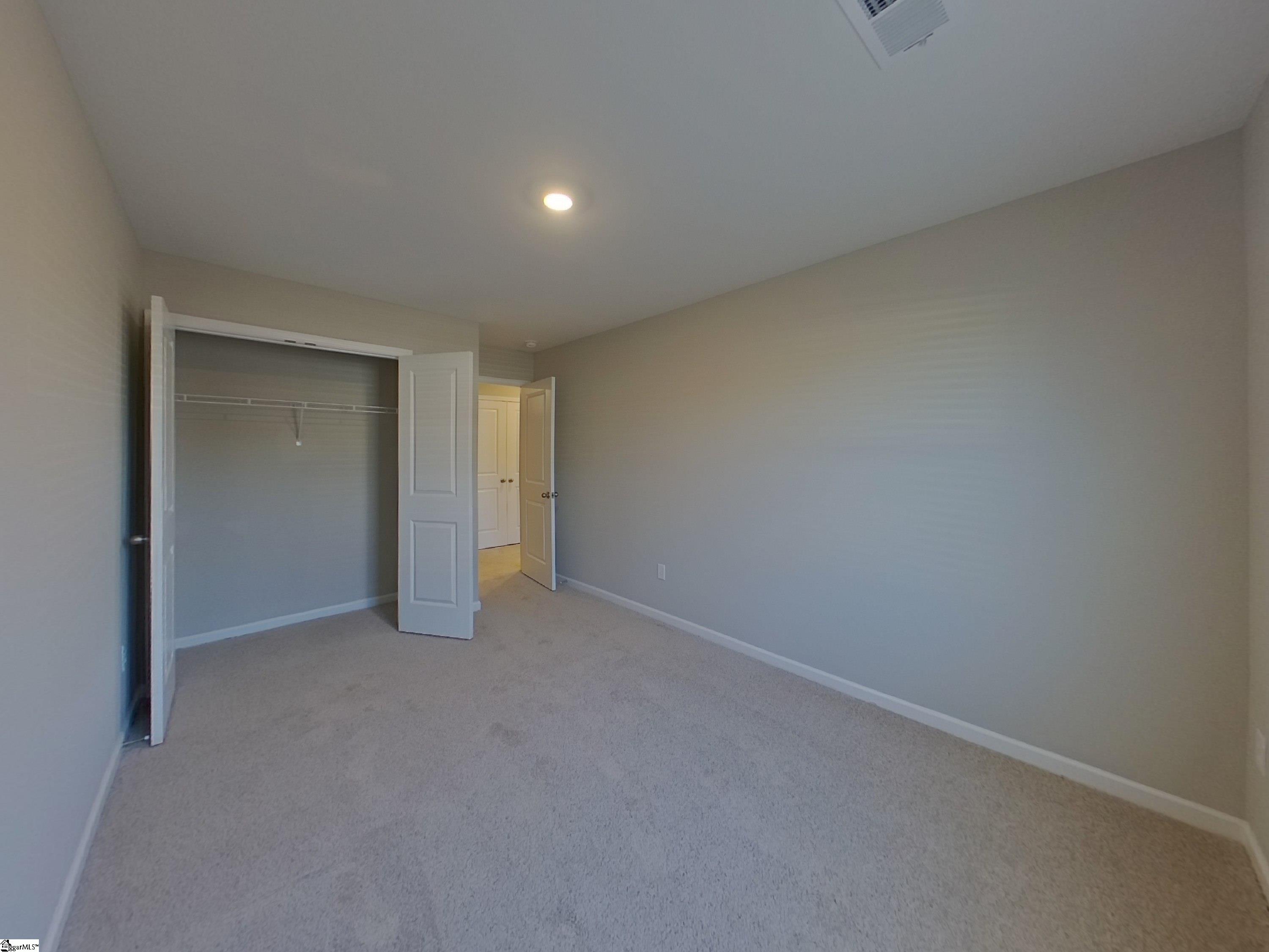 1592904 Property Photo 8