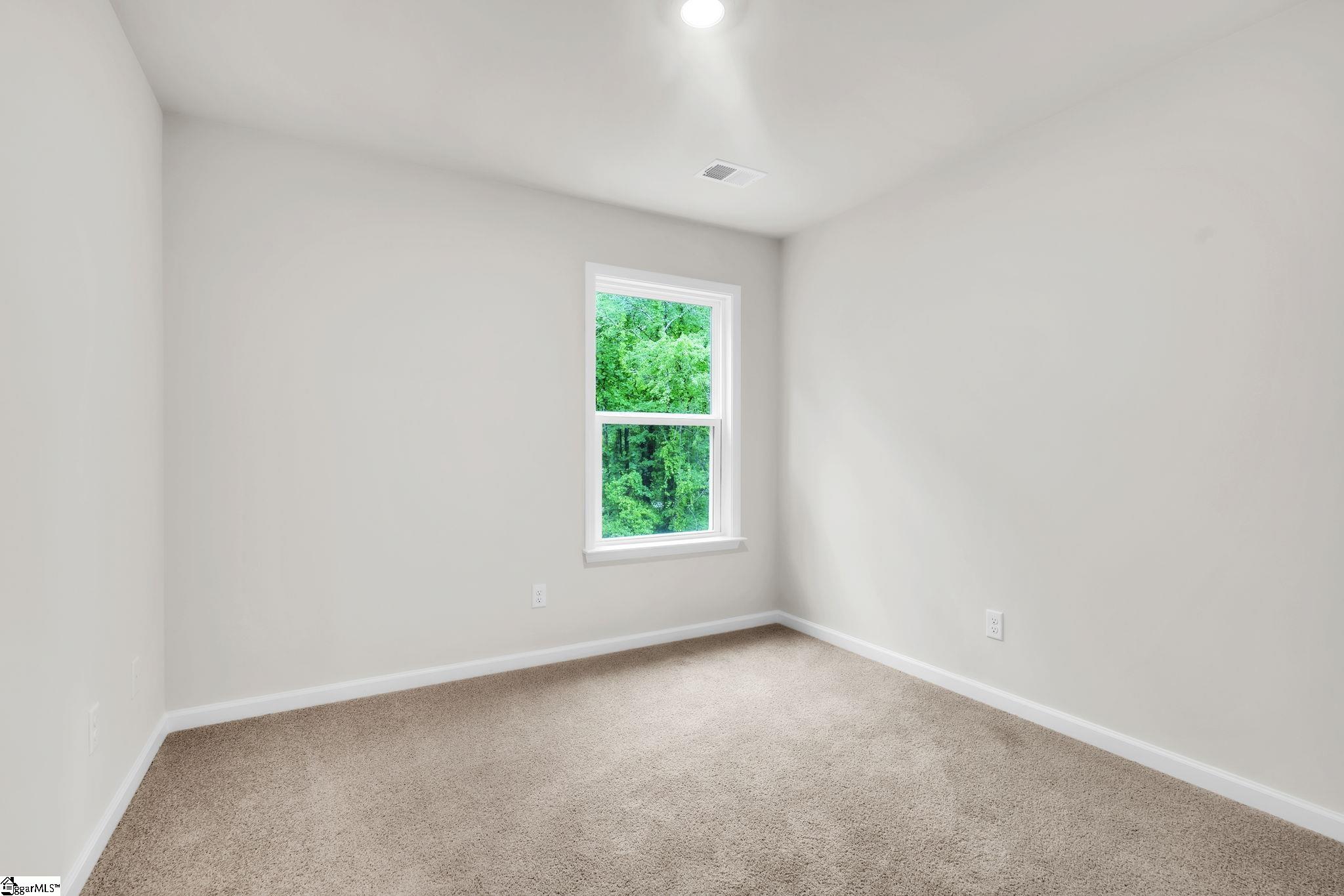 302 Satterfield Drive Property Photo 16