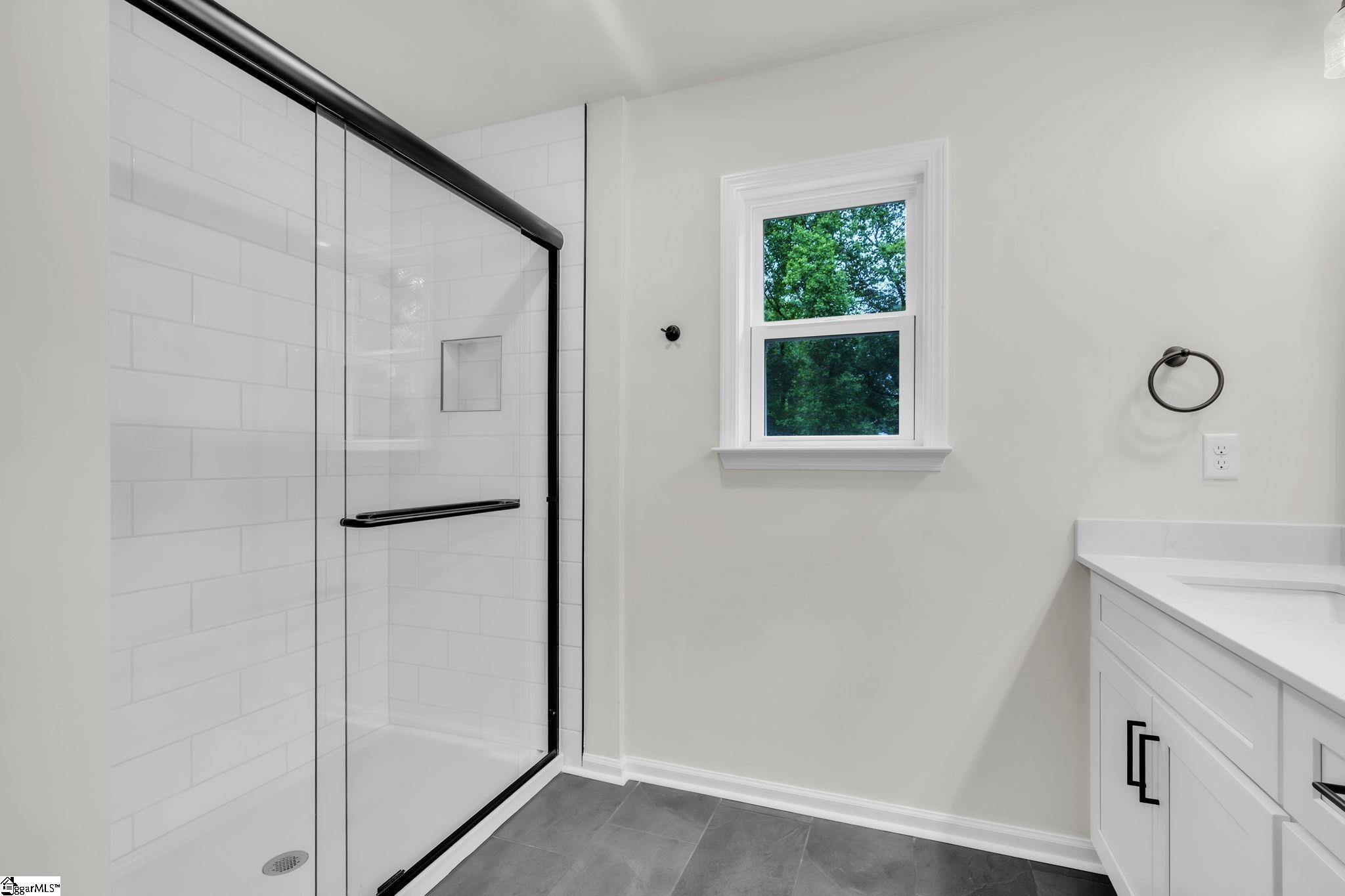 302 Satterfield Drive Property Photo 24