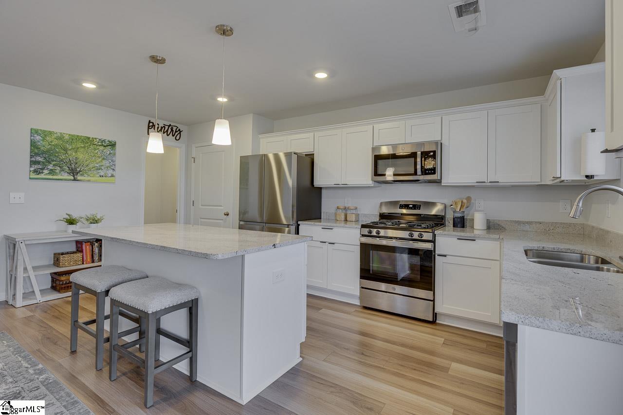 333 Whittier Street Property Photo 13