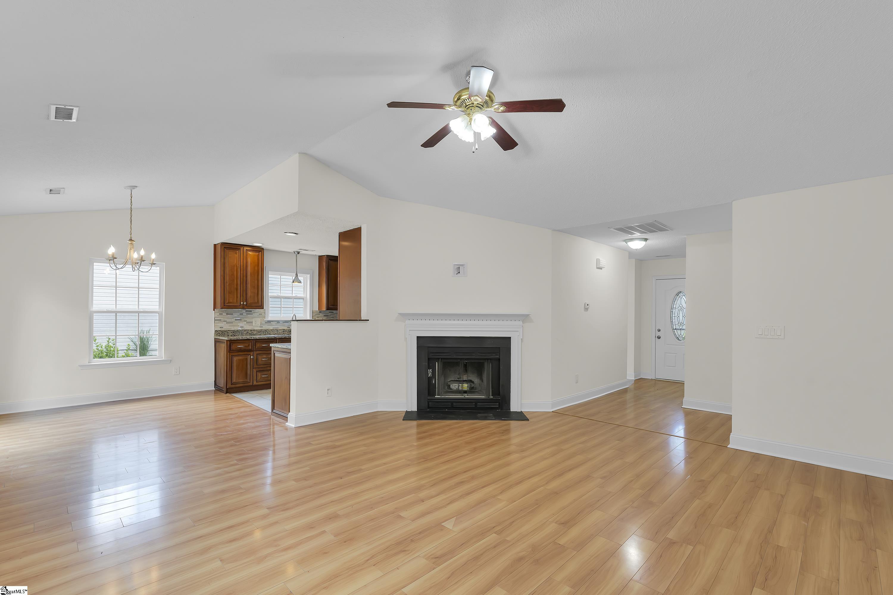 4 Raleigh Court Property Photo 3