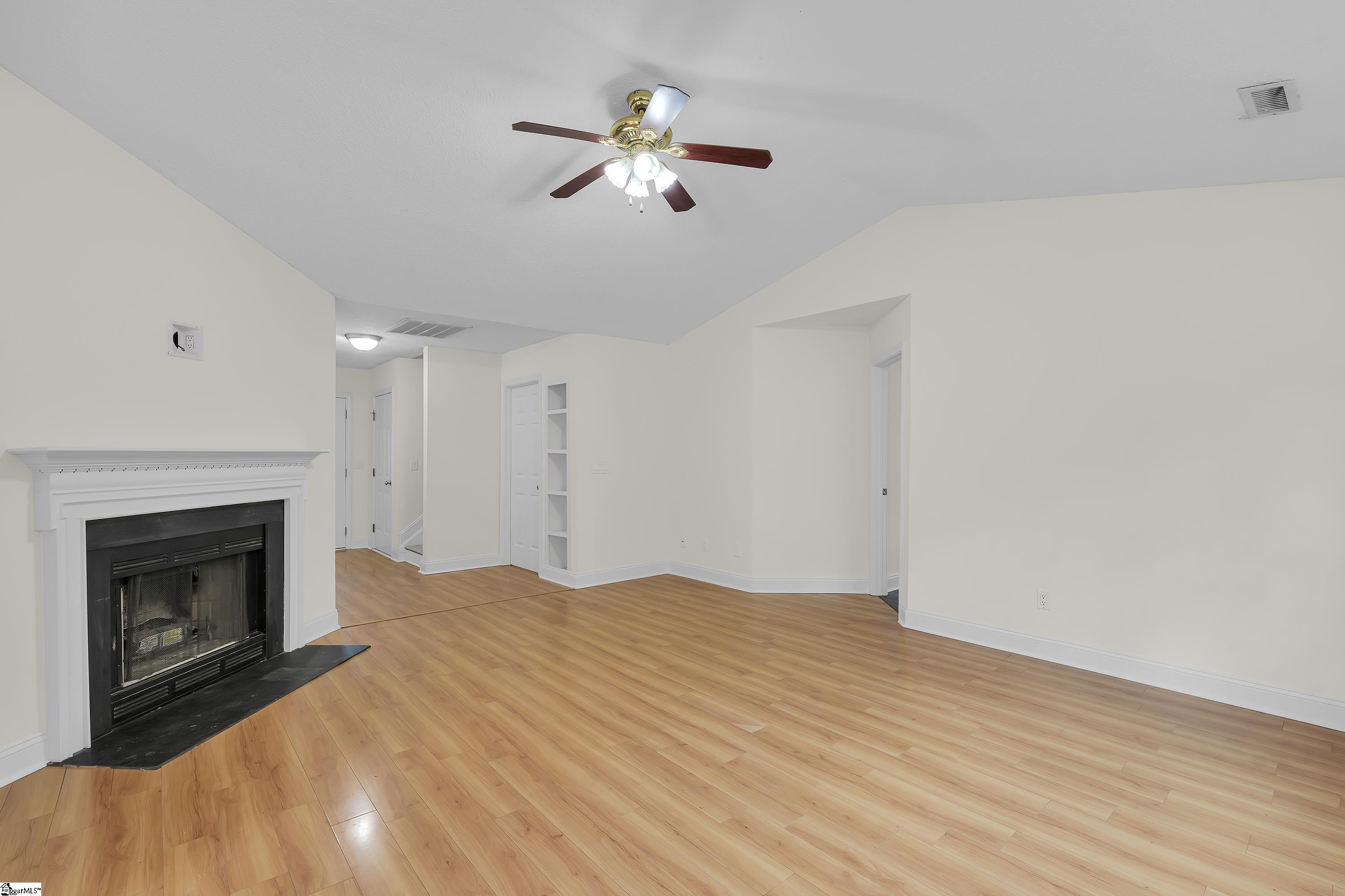 4 Raleigh Court Property Photo 5