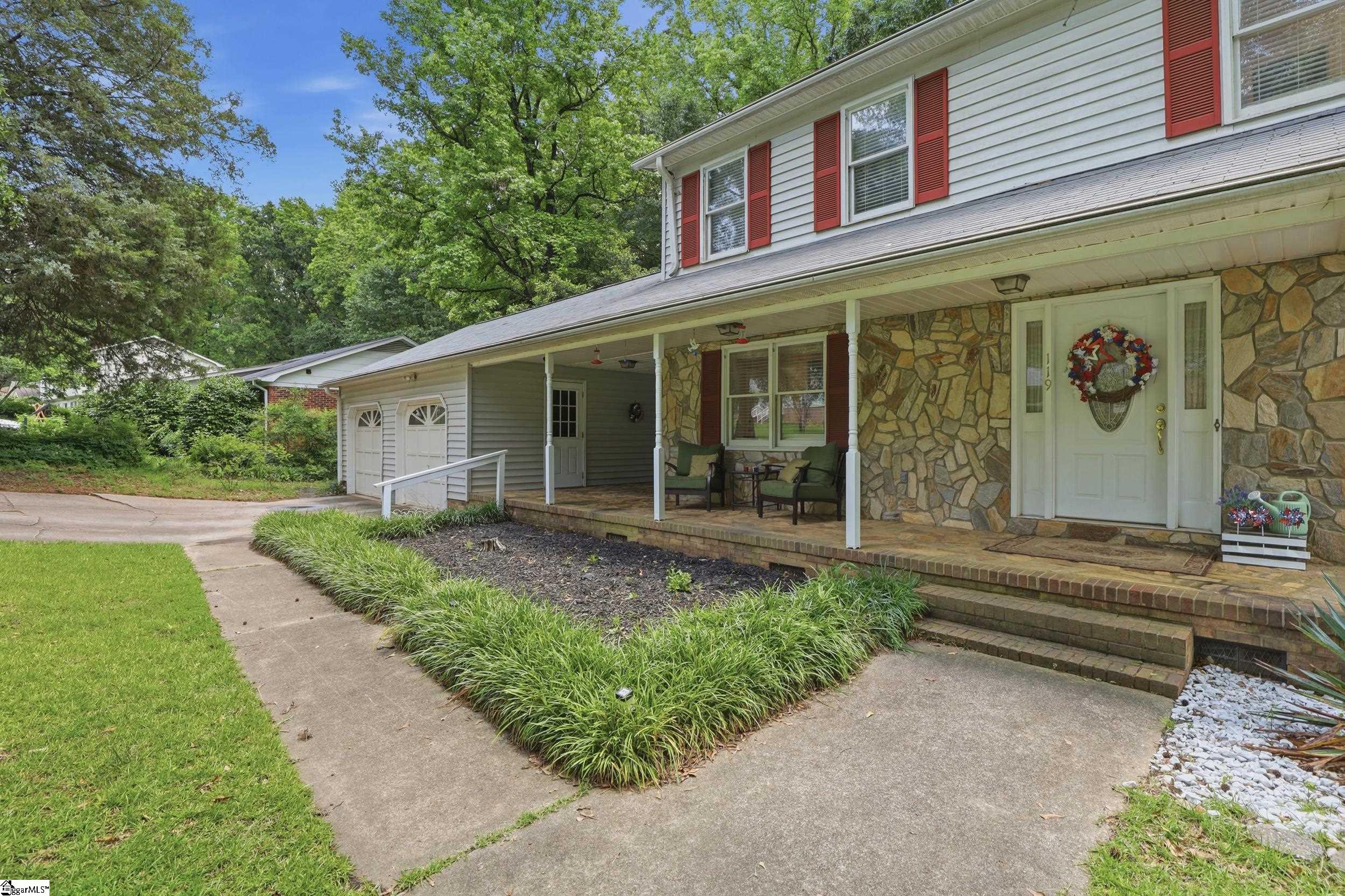 119 Gail Drive Property Photo 2