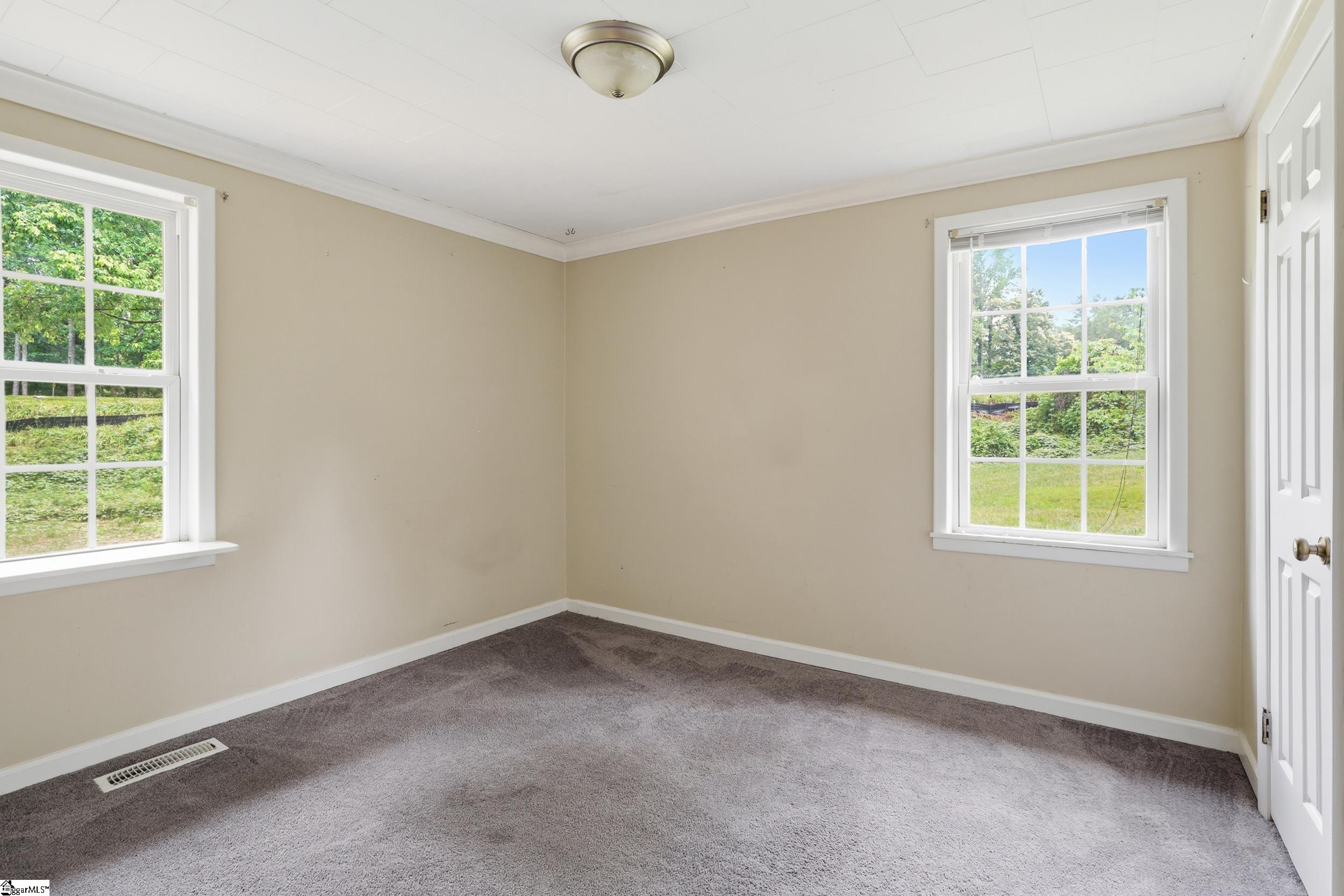 231 Ford Lane Property Photo 12