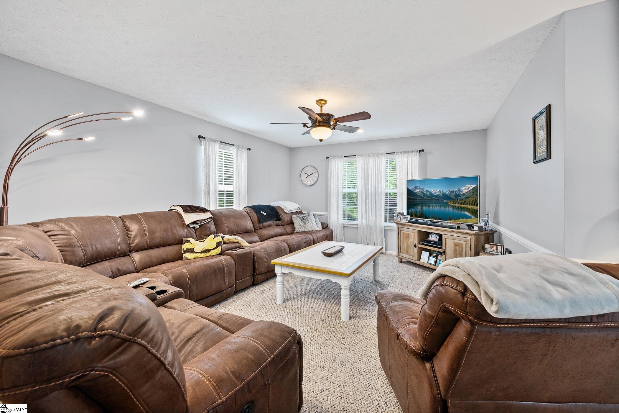 23 Wildberry Way Property Photo 3