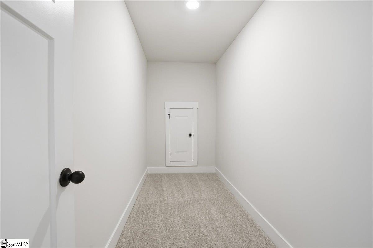 805 Lonsdale Court Property Photo 23