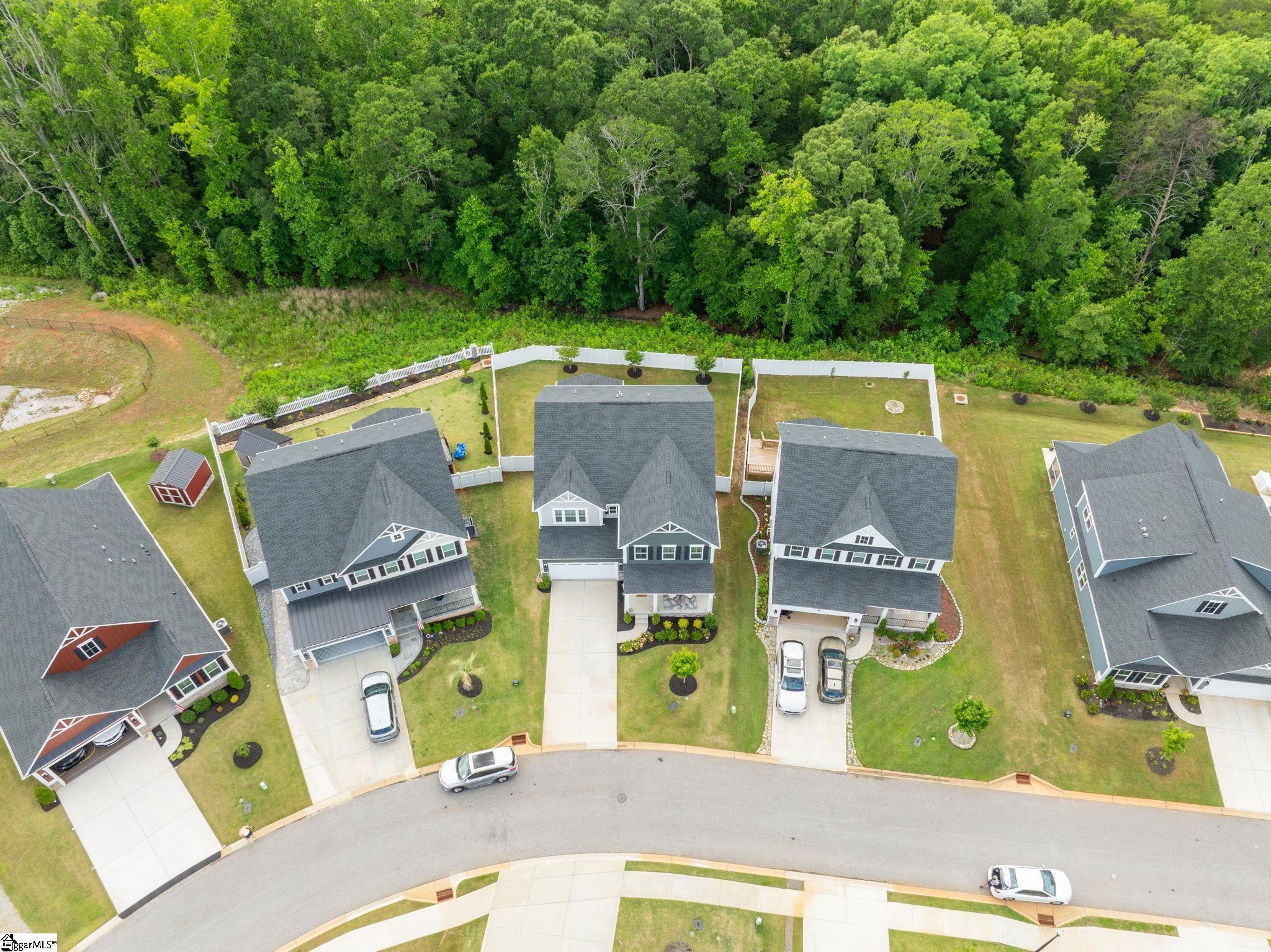 425 Oswego Court Property Photo 46