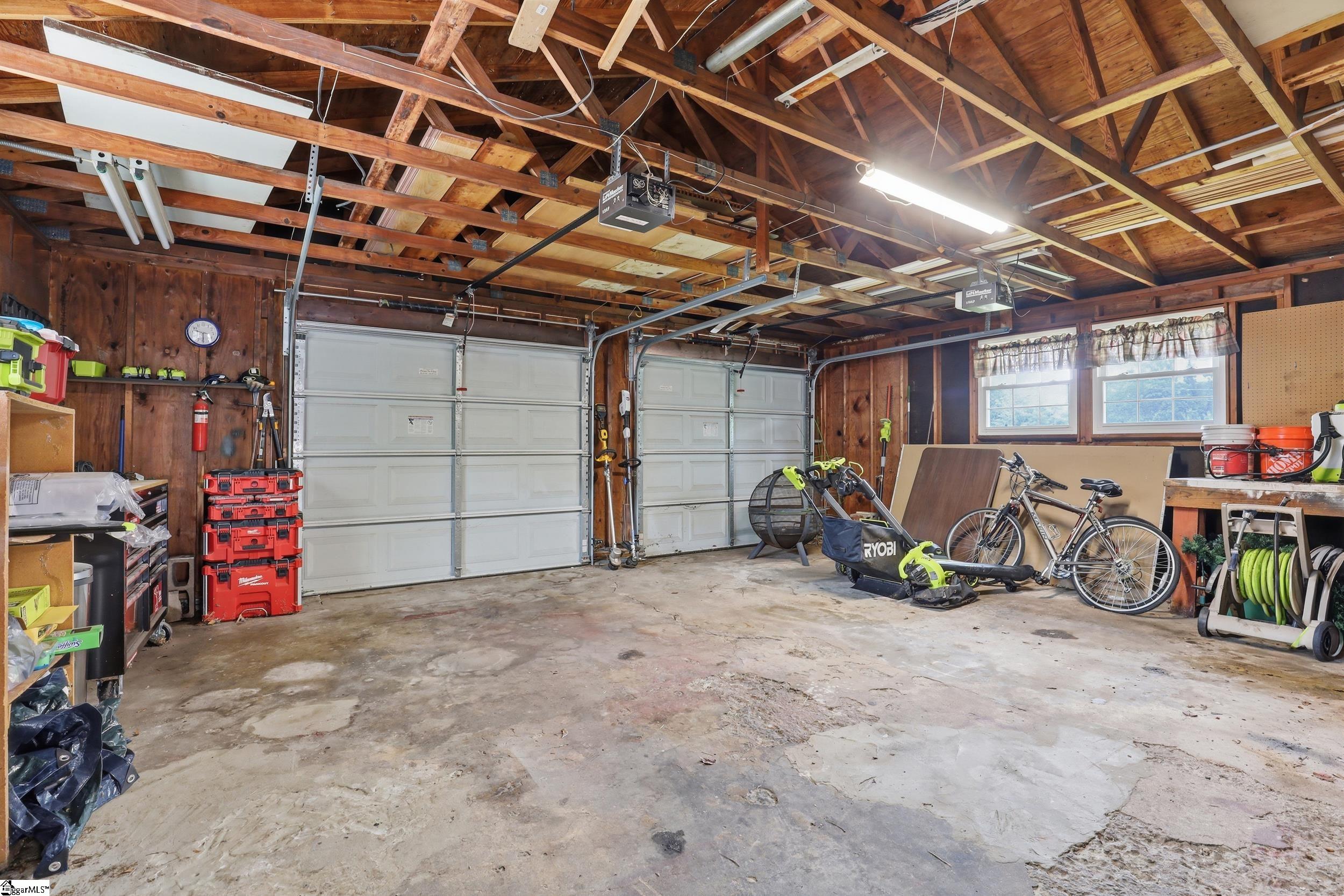 17 Inglewood Drive Property Photo 32