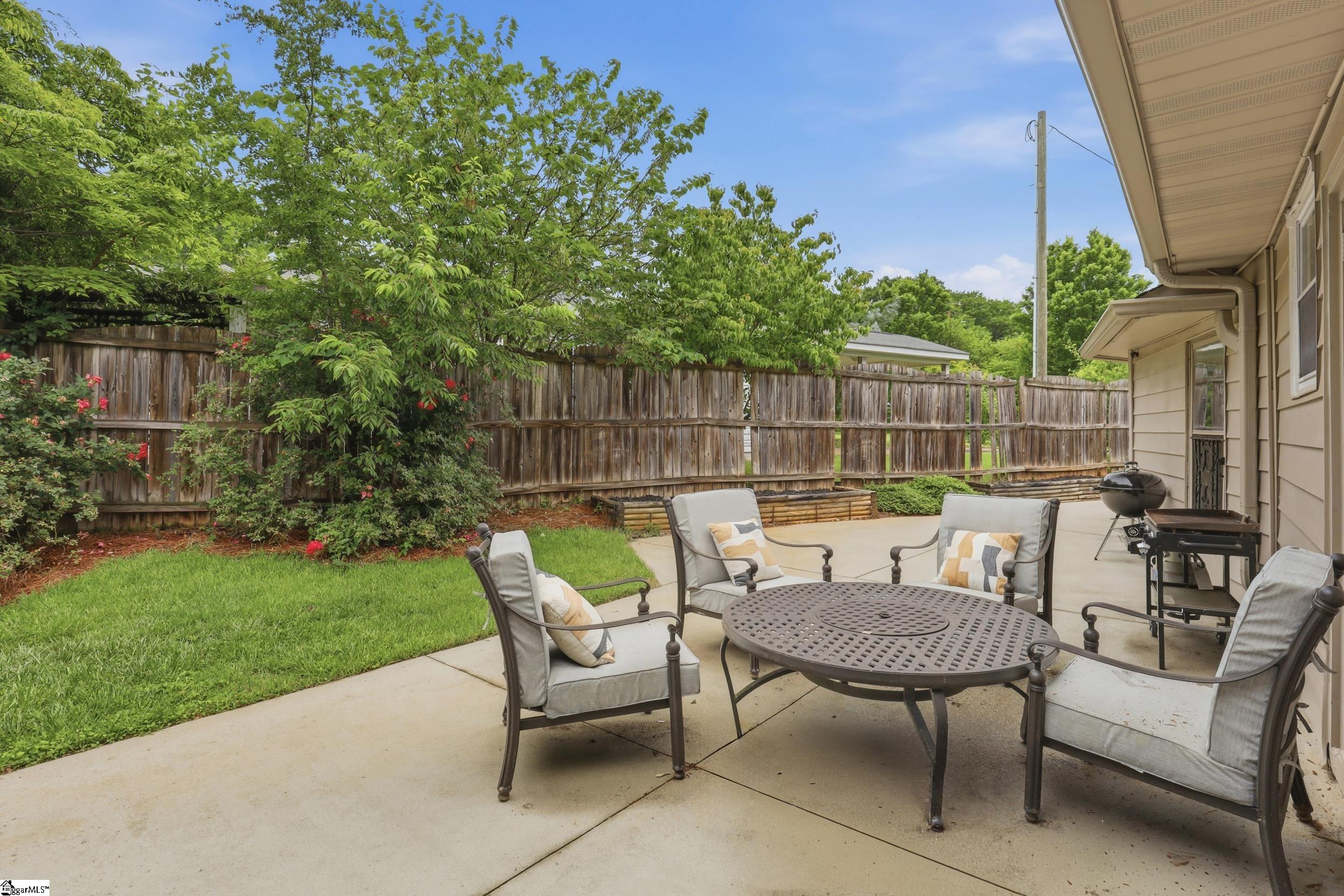 17 Inglewood Drive Property Photo 33