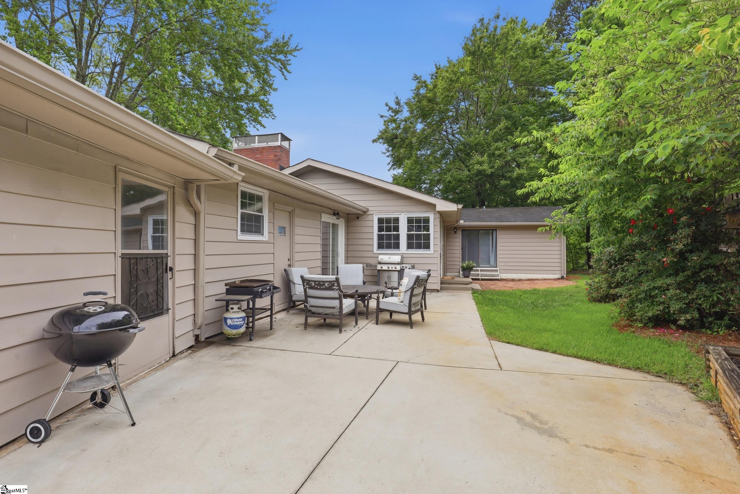 17 Inglewood Drive Property Photo 34