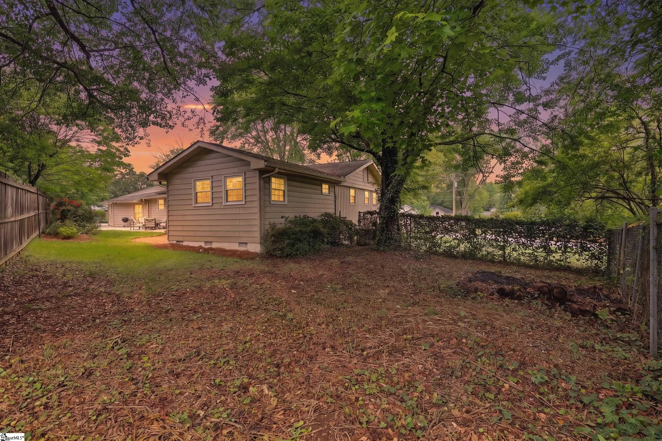 17 Inglewood Drive Property Photo 36