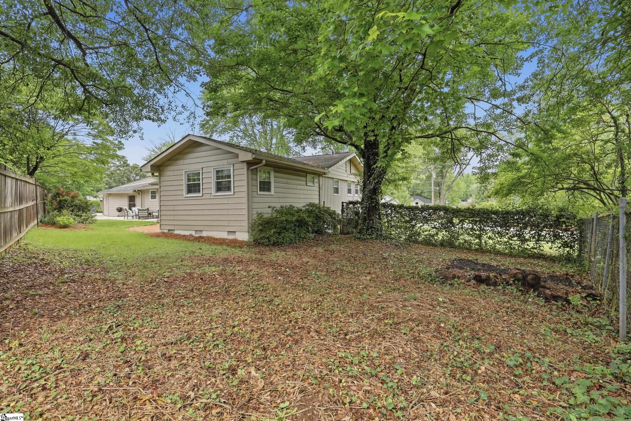 17 Inglewood Drive Property Photo 37