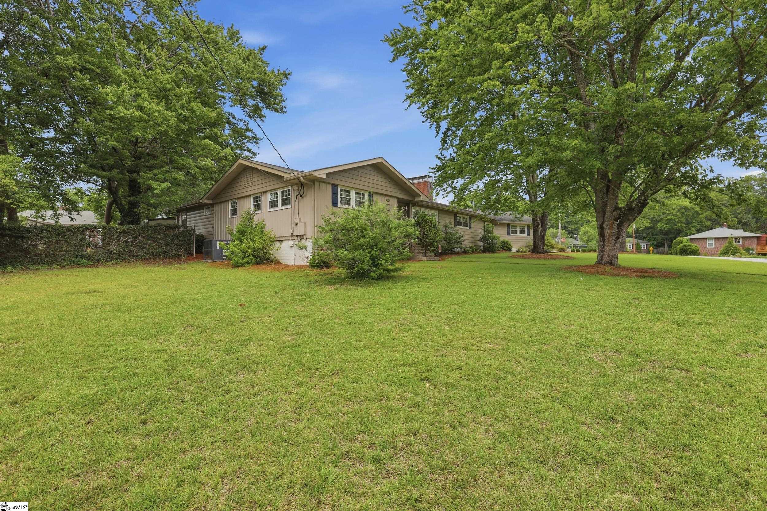 17 Inglewood Drive Property Photo 41