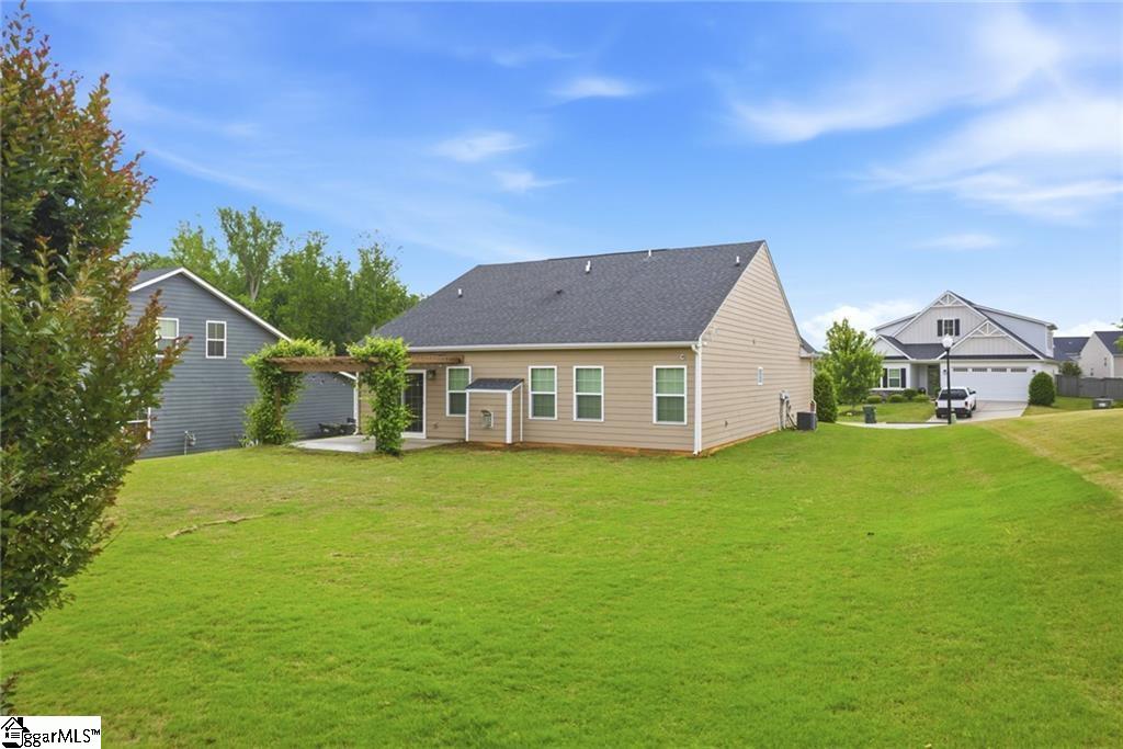5 Pequot Drive Property Photo 32